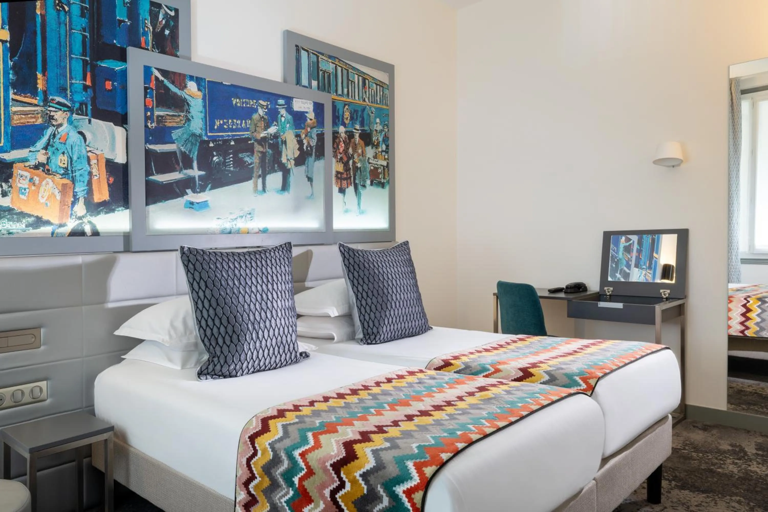 Bedroom, Bed in Palym