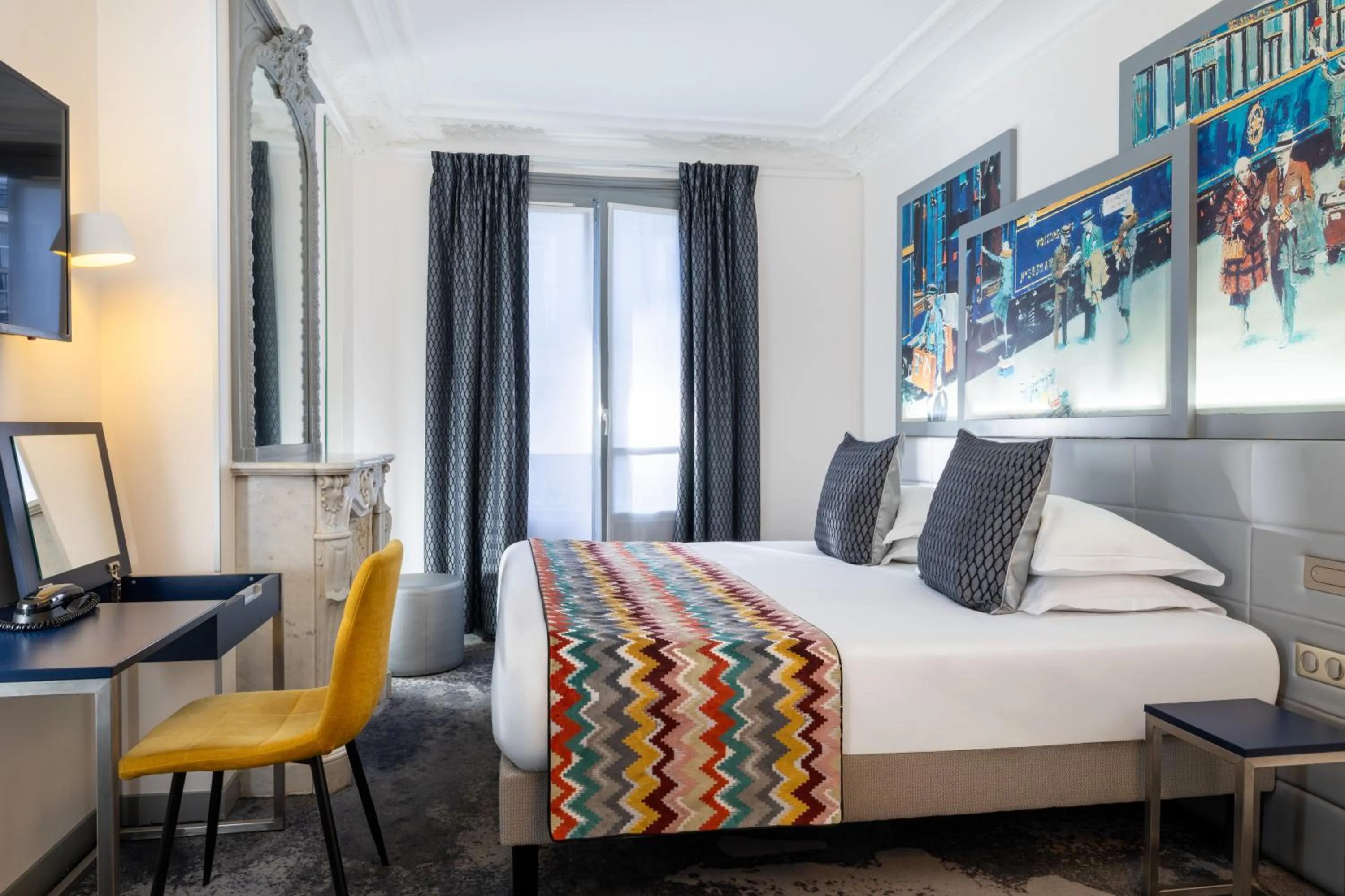 Bedroom, Bed in Palym