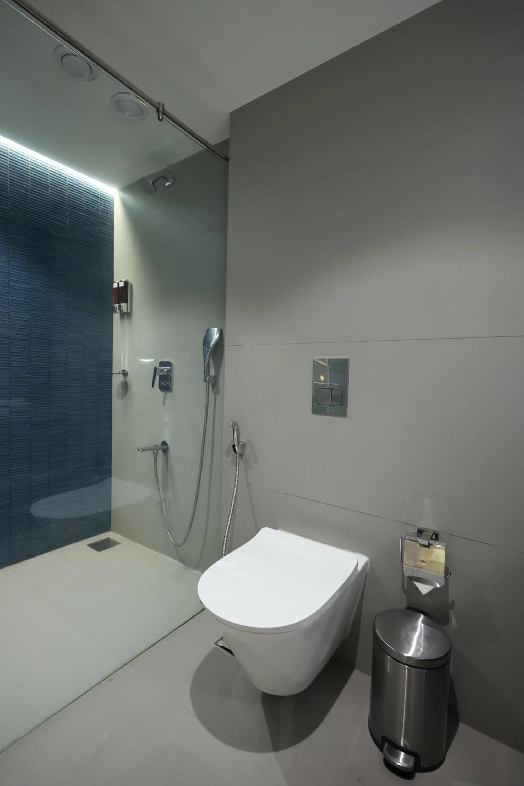 MARIGOLD-Newly Renovated Hotel