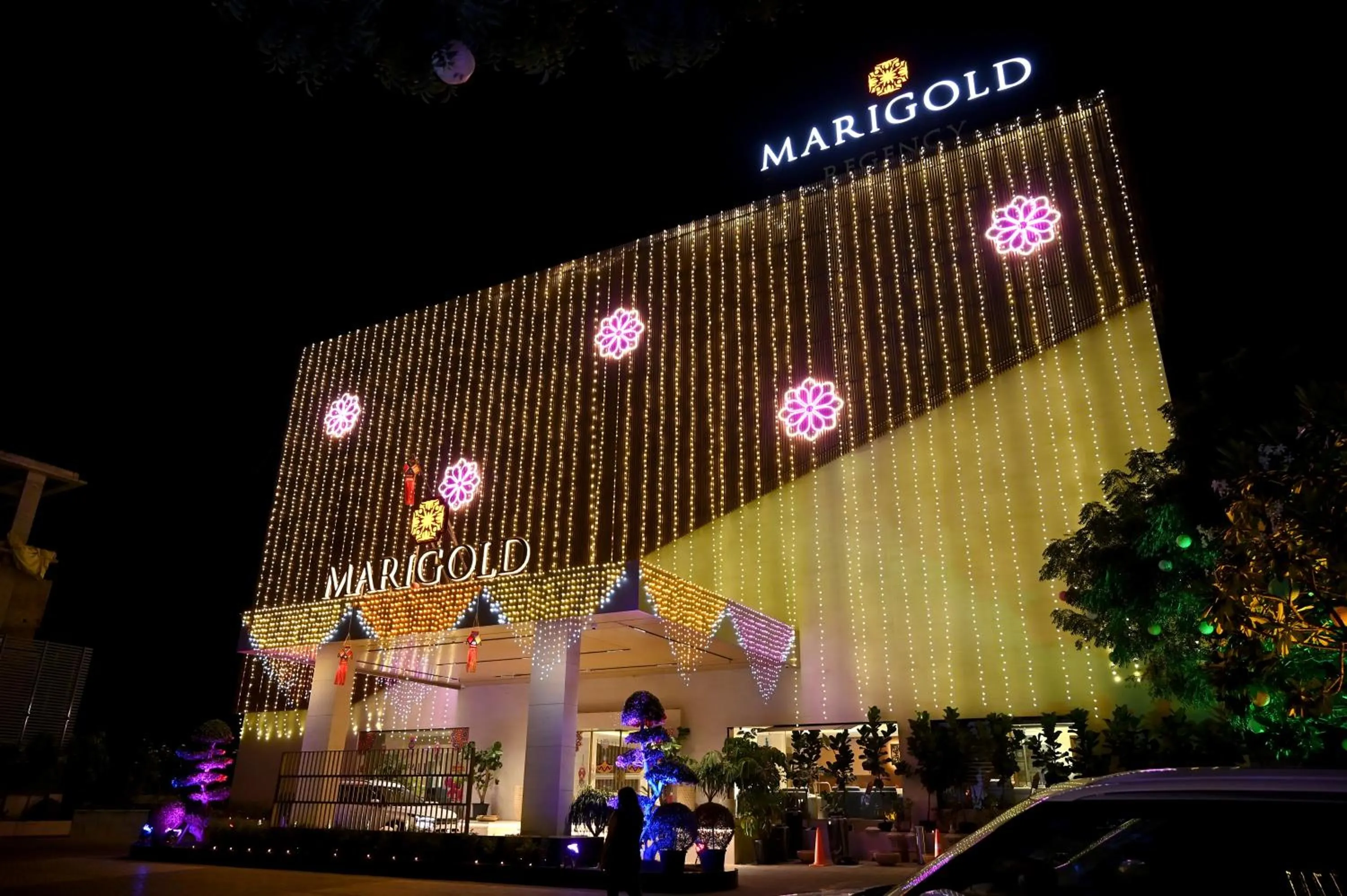 MARIGOLD-Newly Renovated Hotel