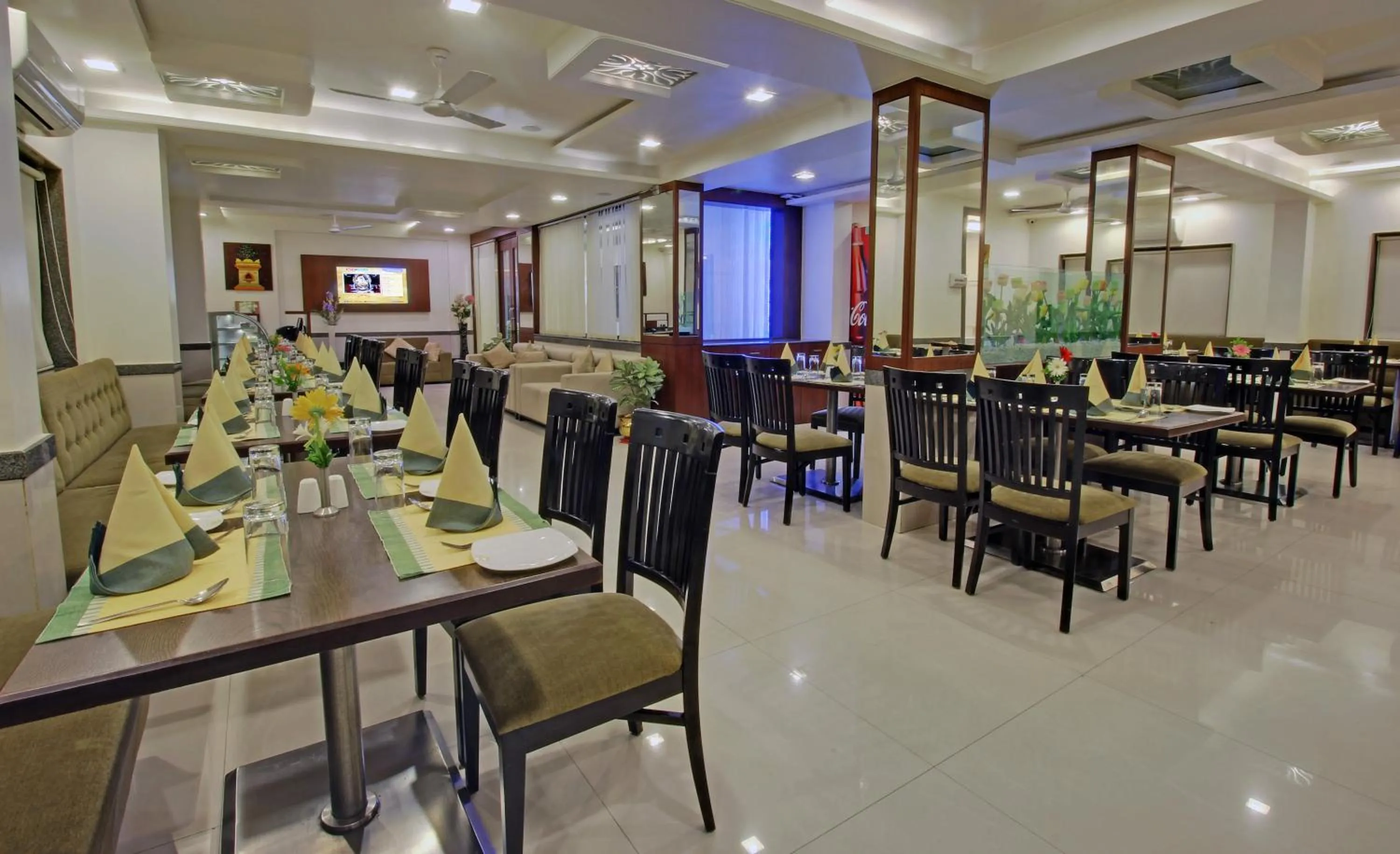 Restaurant/places to eat in MARIGOLD-Newly Renovated Hotel