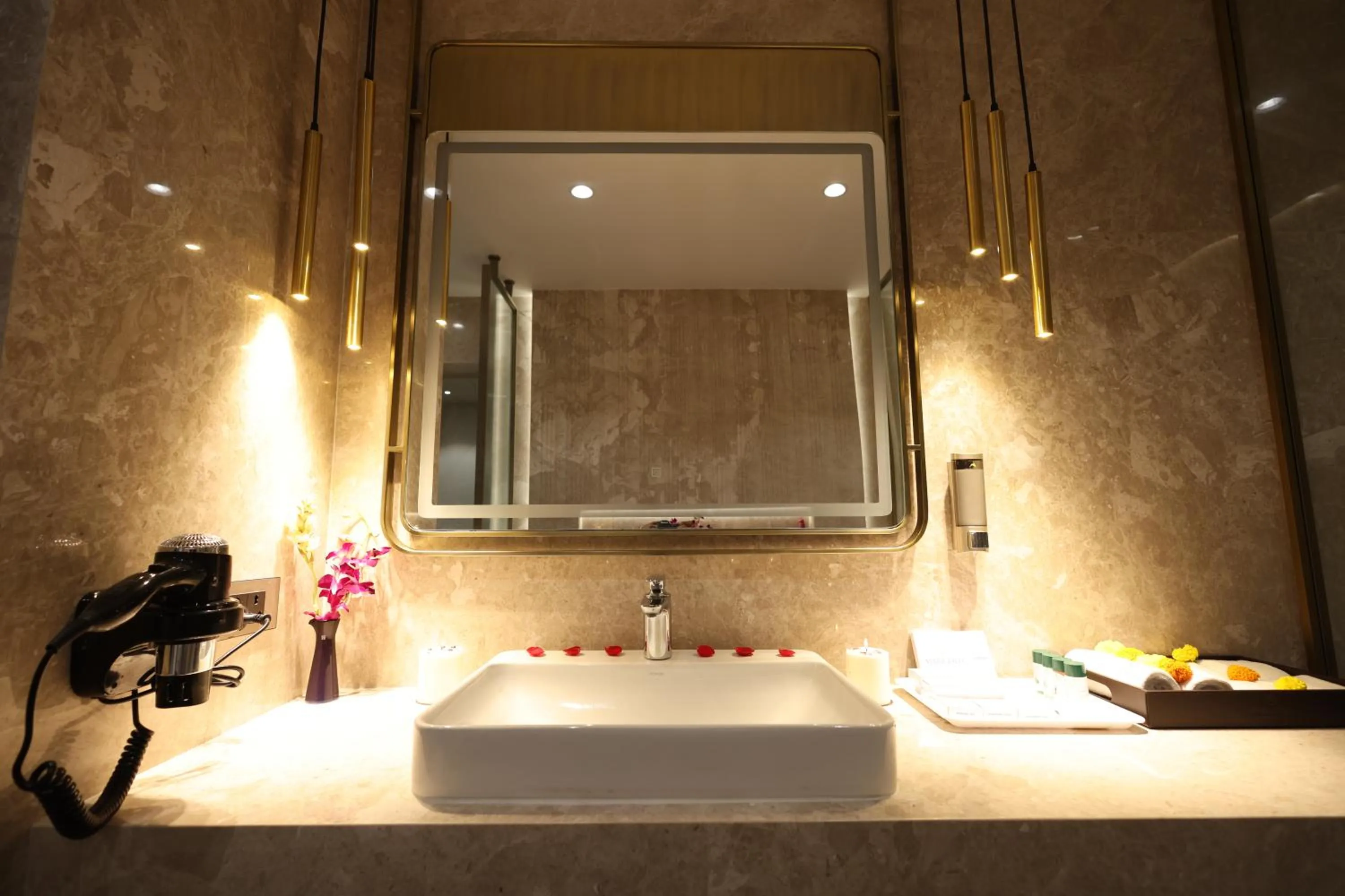 MARIGOLD-Newly Renovated Hotel