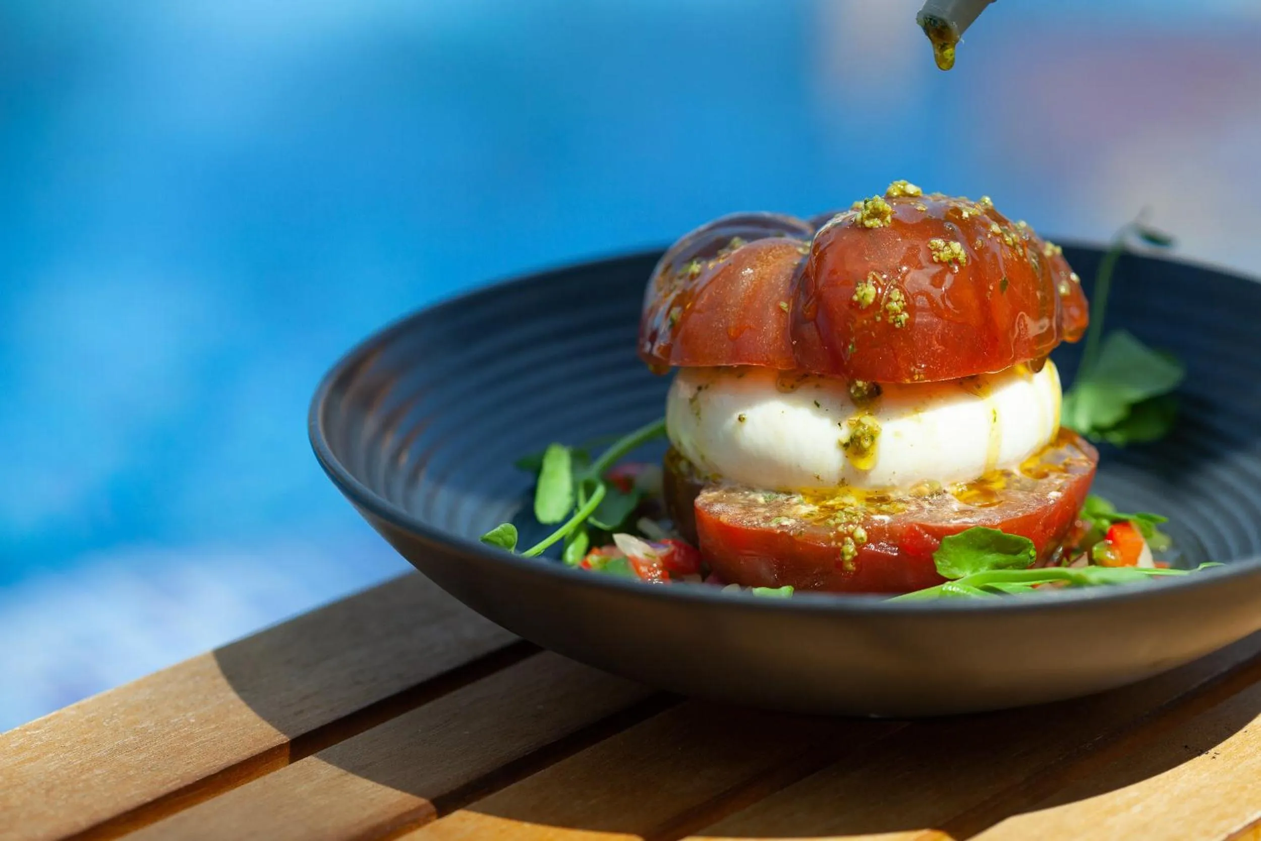 Restaurant/places to eat in Hôtel La Piscine