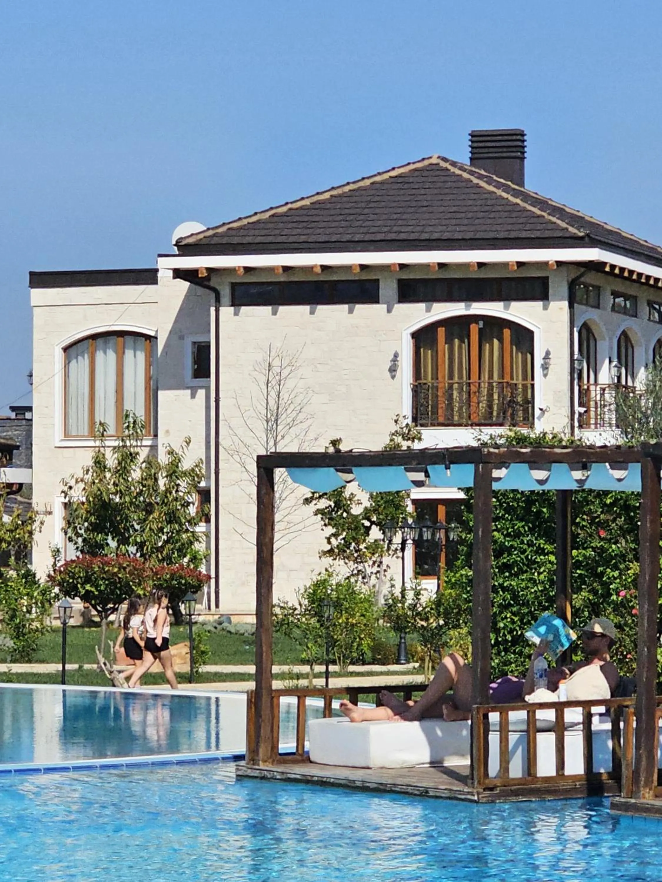 Swimming pool in Vinea Resort