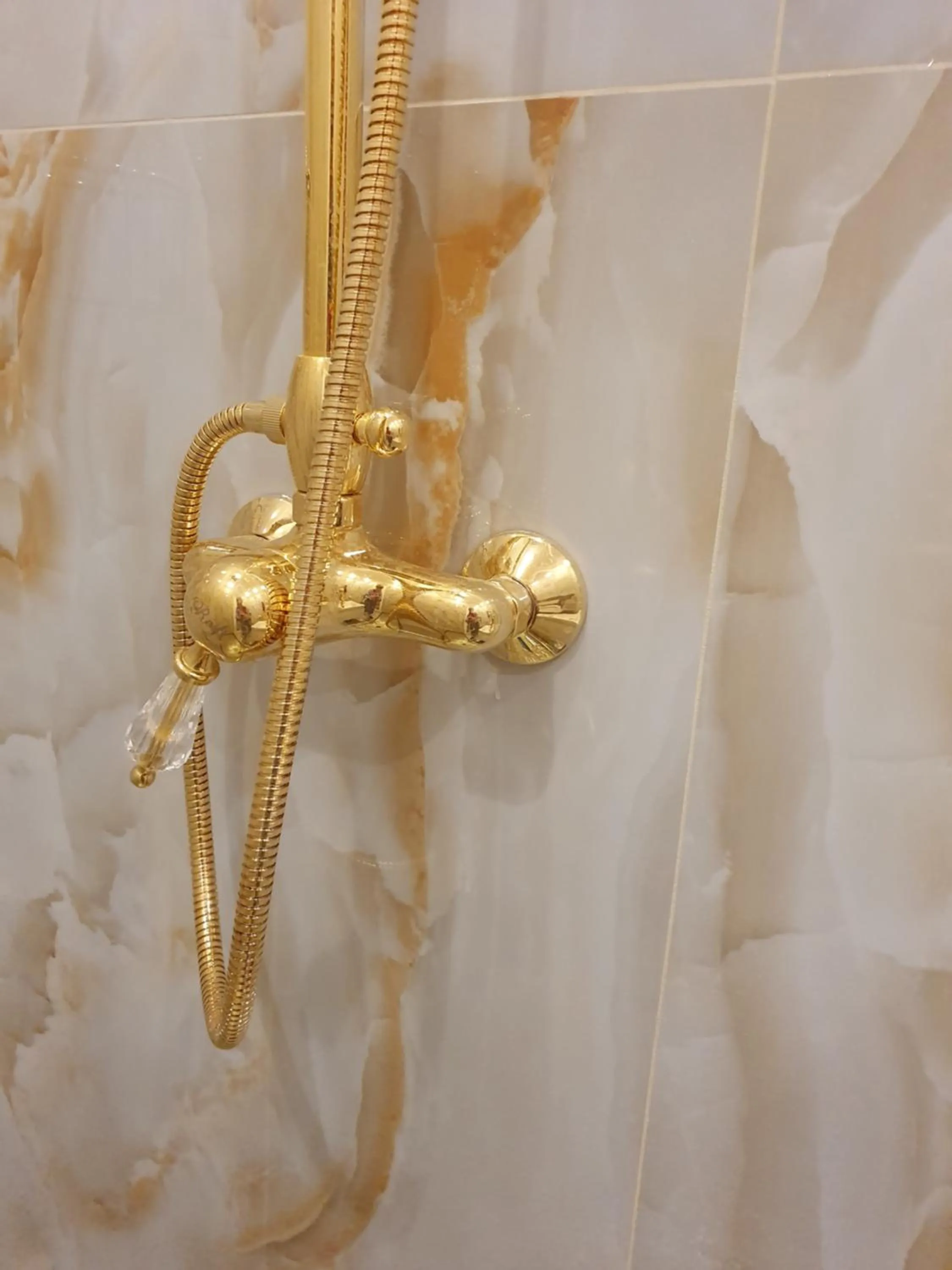 Bathroom in FD Luxury rooms