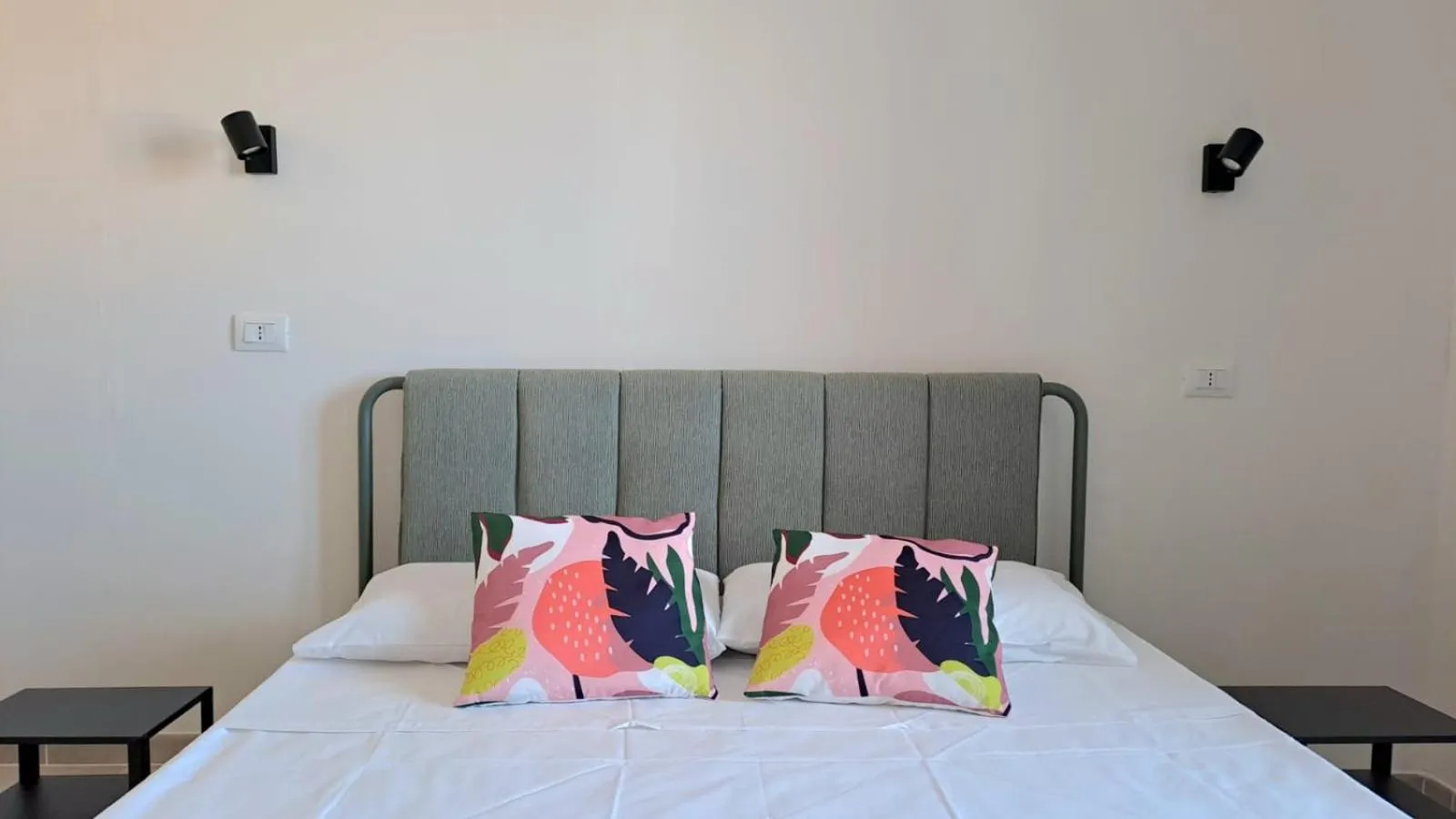 Bed in B&B L'alba Nel Golfo