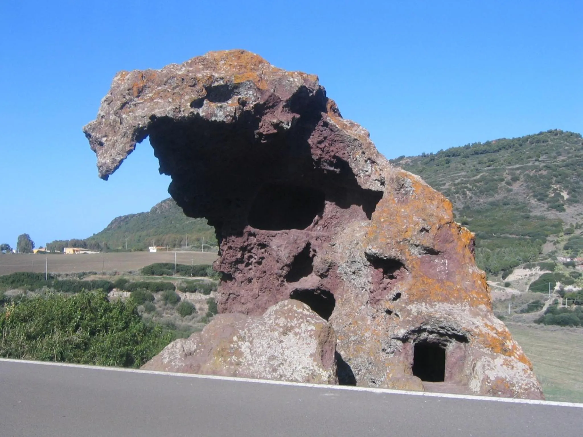 Nearby landmark in B&B L'alba Nel Golfo