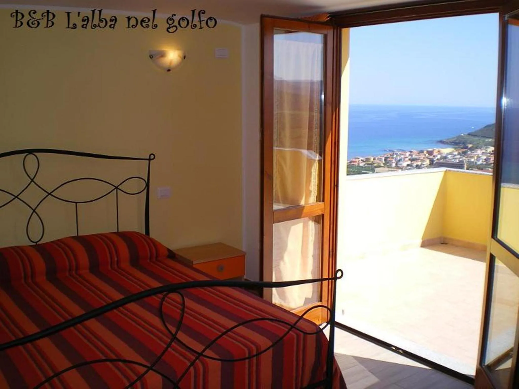 Photo of the whole room in B&B L'alba Nel Golfo