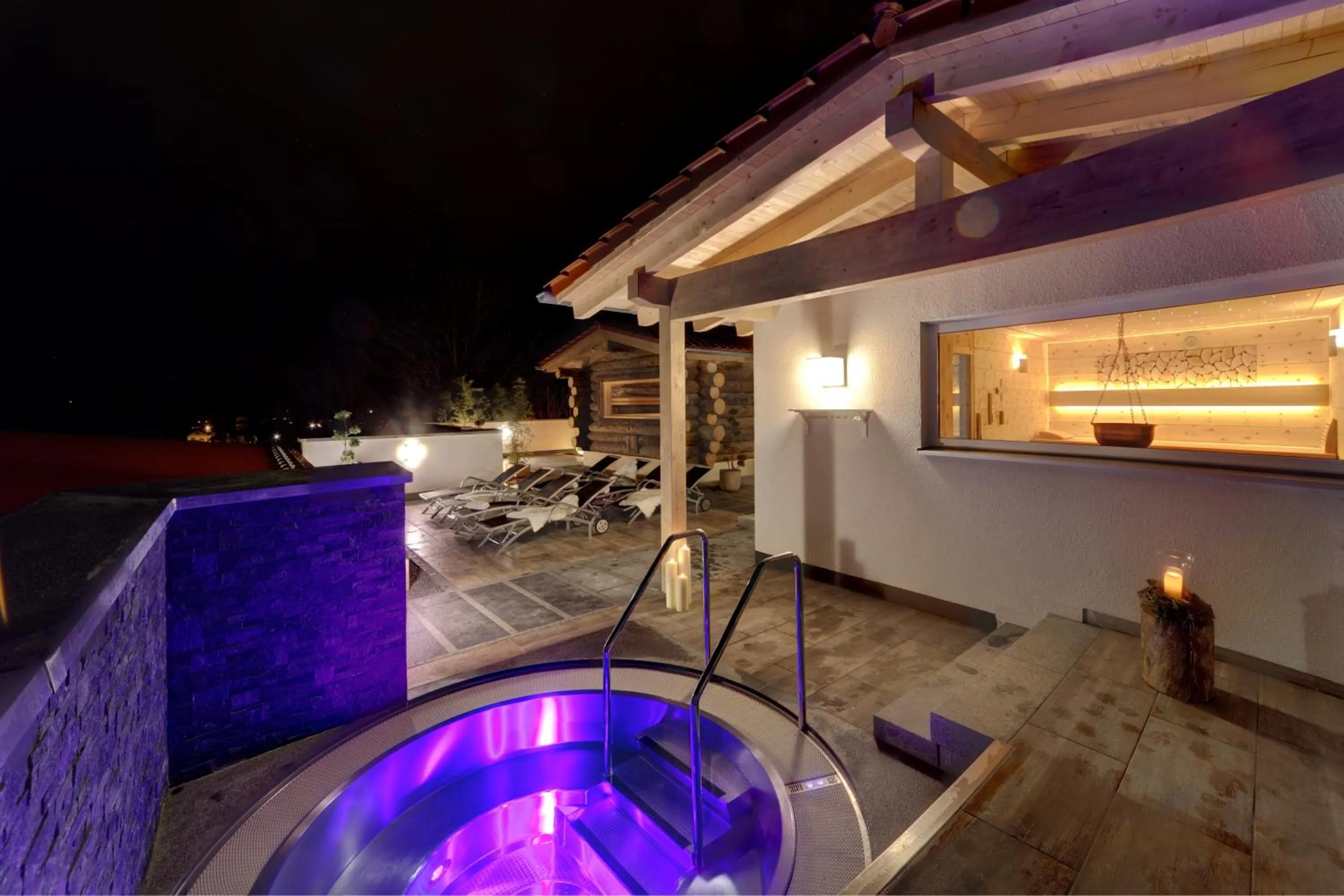 Hot Tub in Wellnesshotel Hofbräuhaus