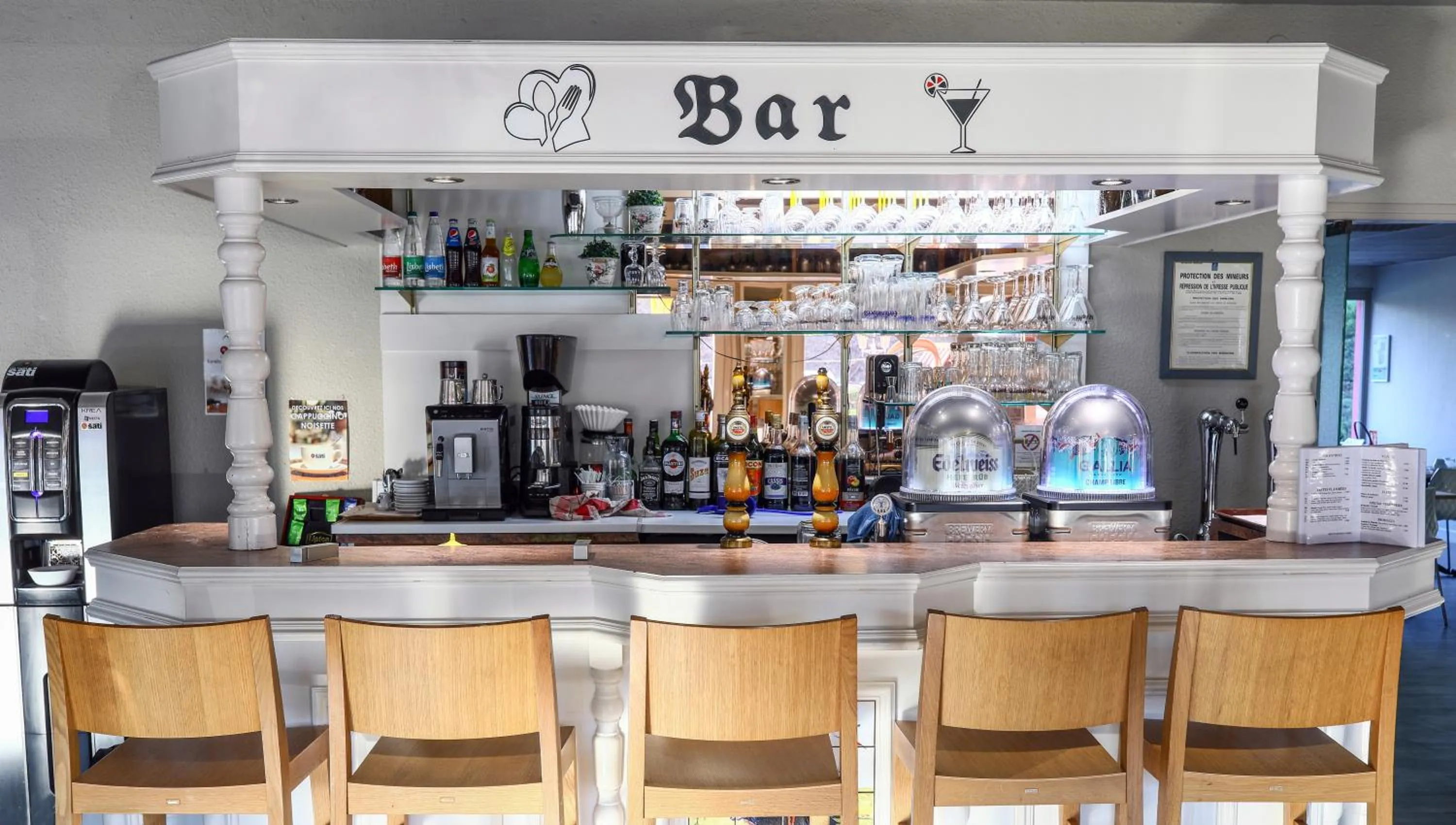 Restaurant/places to eat in The Originals City, Hôtel Mulhouse, Ile Napoleon