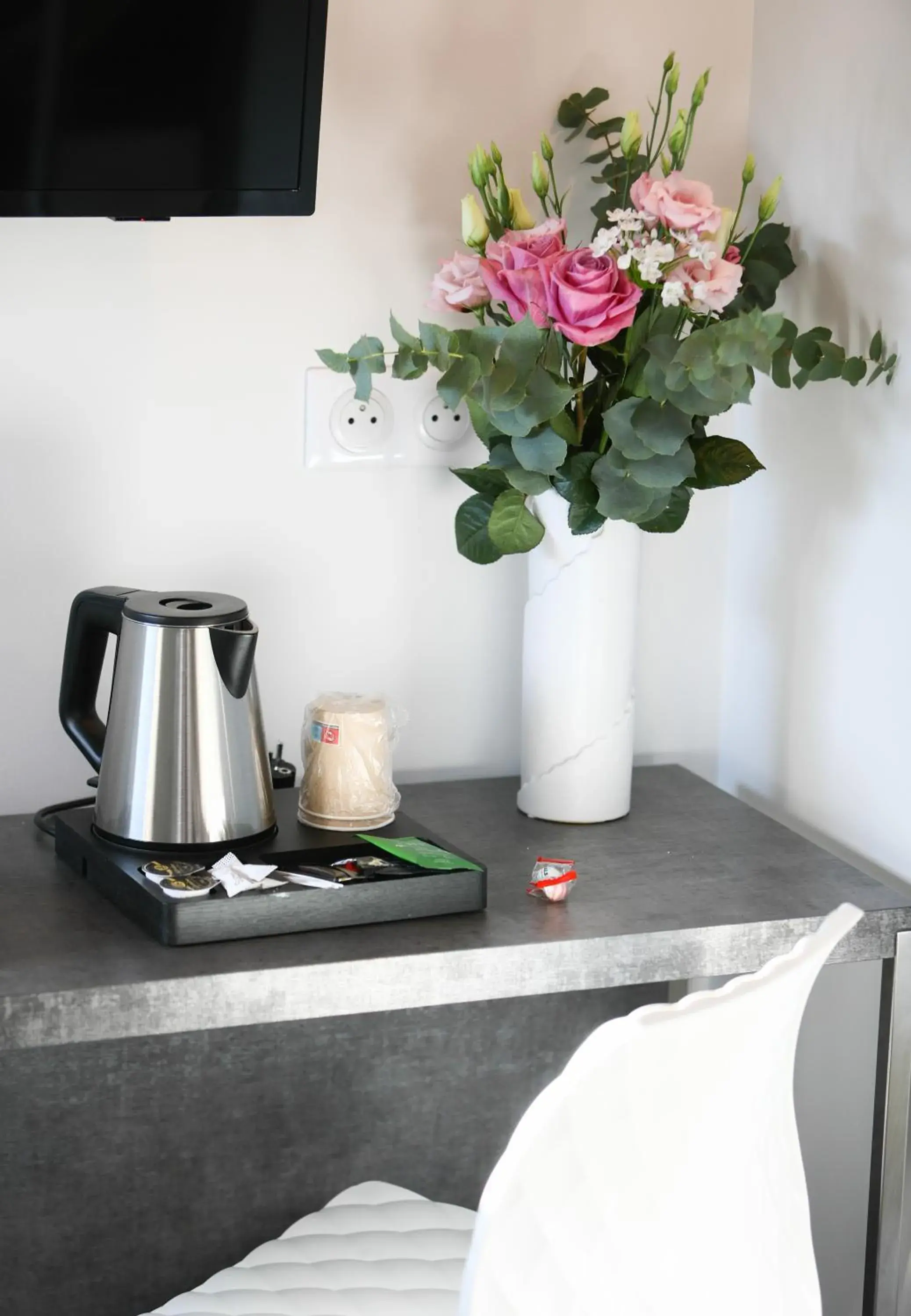 Property building in The Originals City, Hôtel Mulhouse, Ile Napoleon Property building in The Originals City, Hôtel Mulhouse, Ile Napoleon