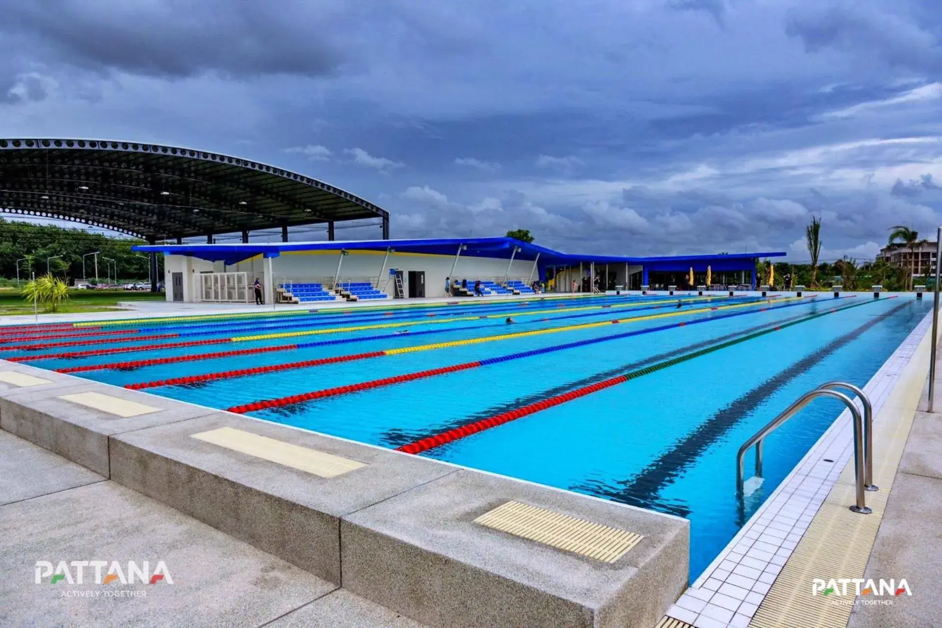 Swimming pool in Pattana Sports Resort Swimming pool in Pattana Sports Resort