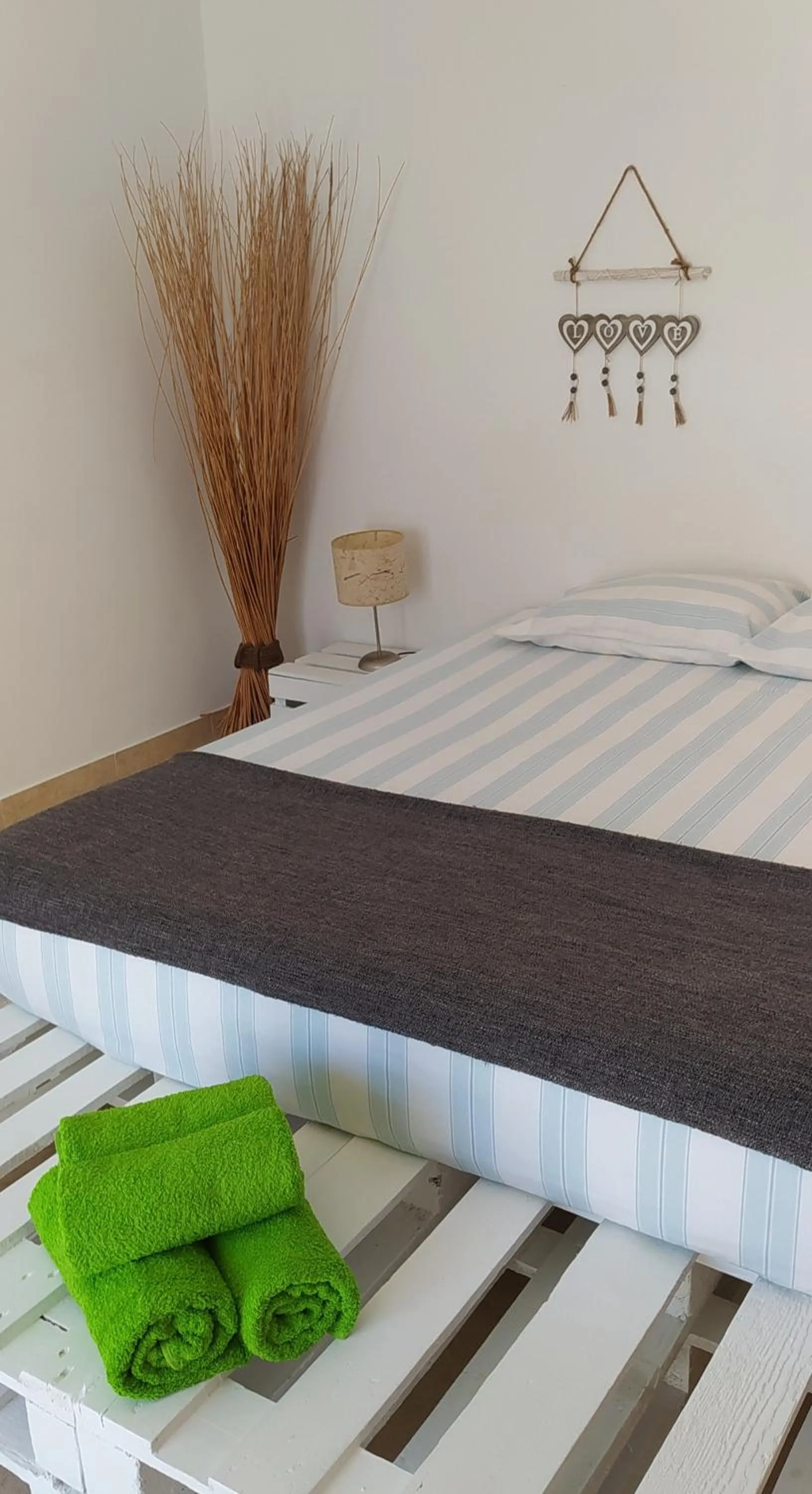 Bedroom in Green House