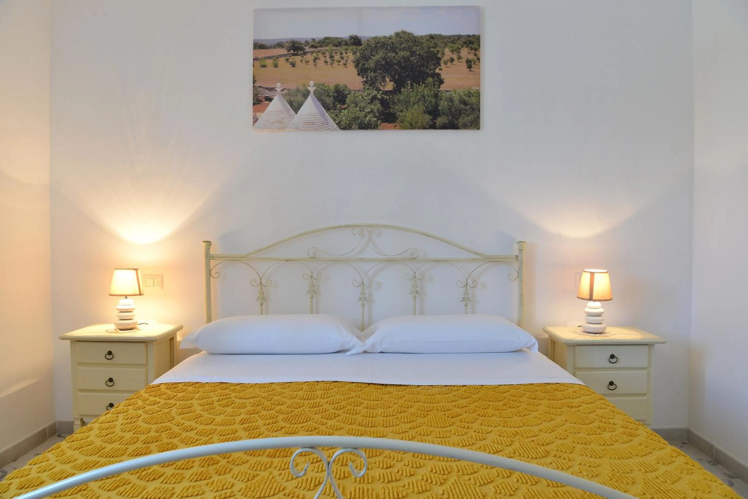 Bed in Masseria Peppeturro