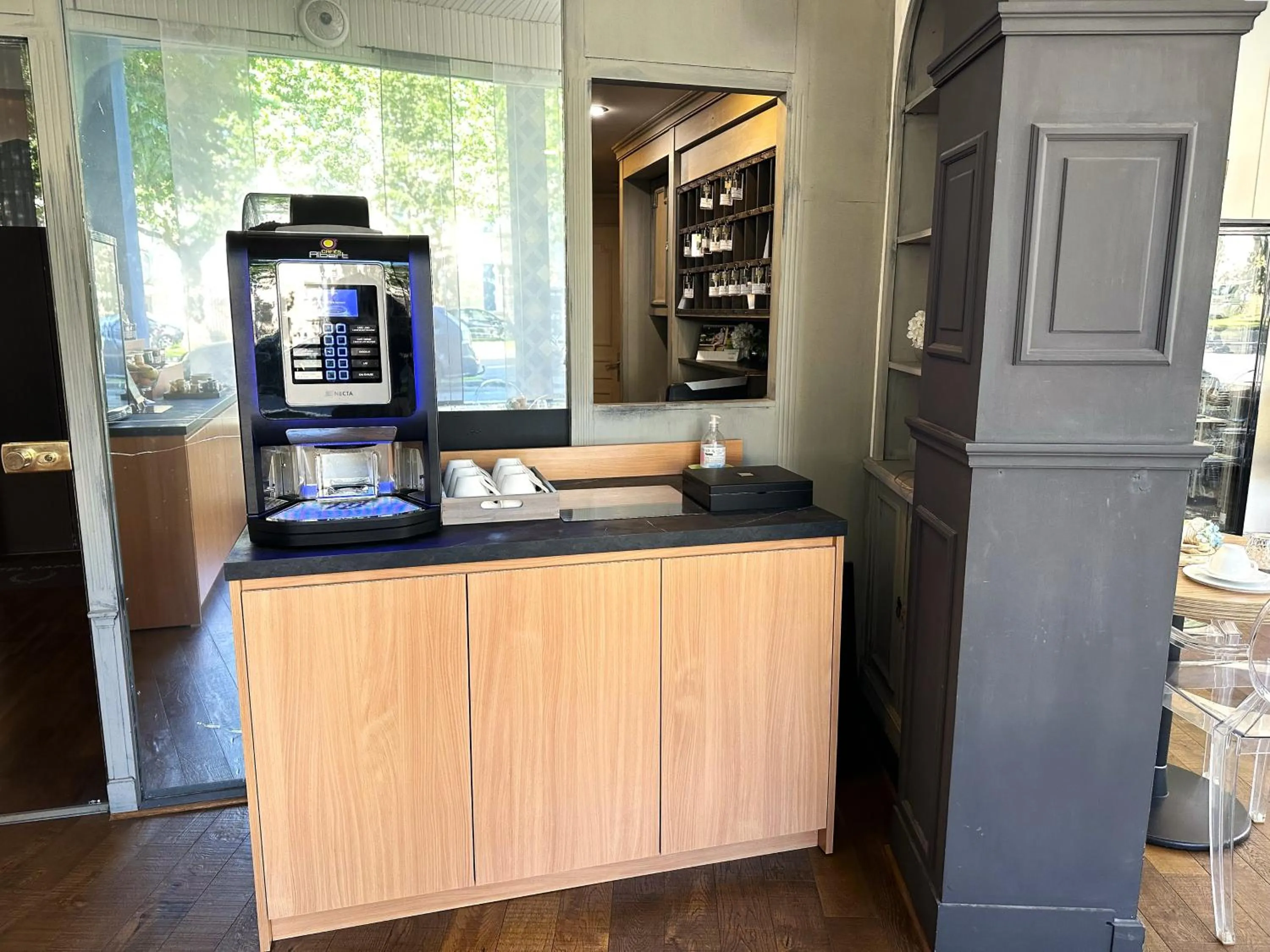 Breakfast in The Originals City, Hôtel Napoléon, La Roche-sur-Yon