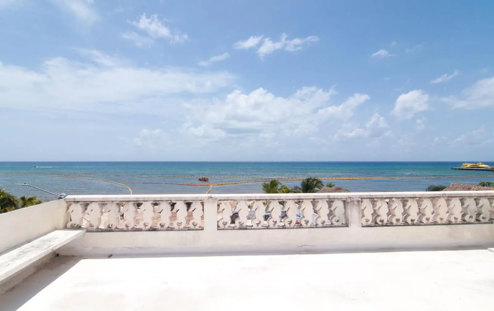 Beachfront 2BR Condo in Playa I Steps to 5th Ave!