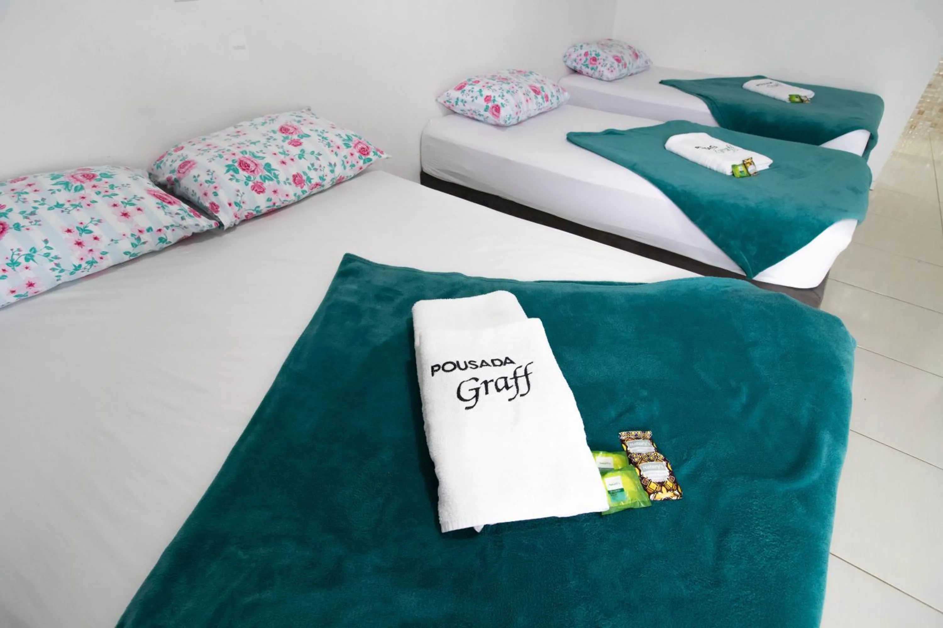 Bedroom, Bed in Pousada Graff