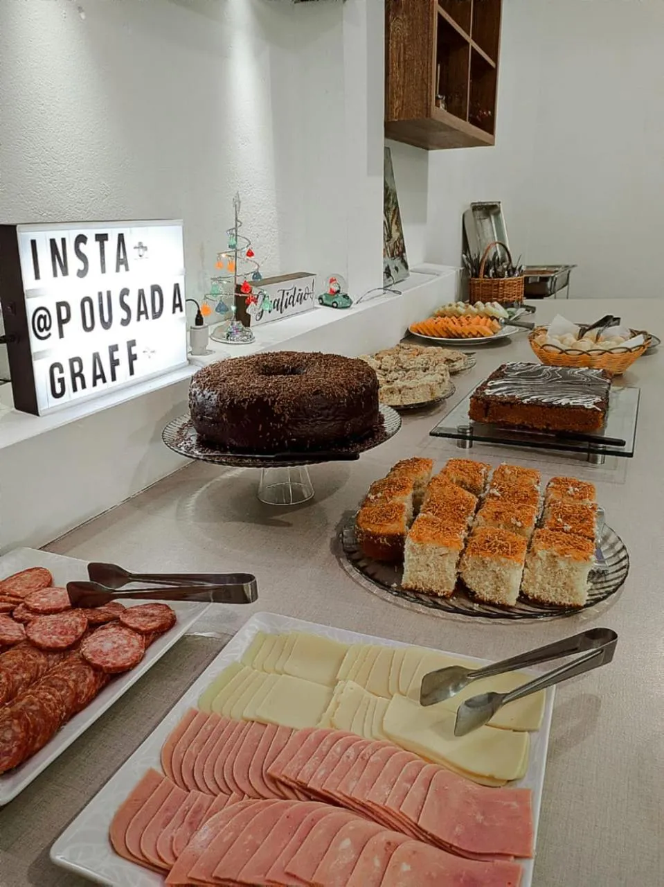 Continental breakfast in Pousada Graff