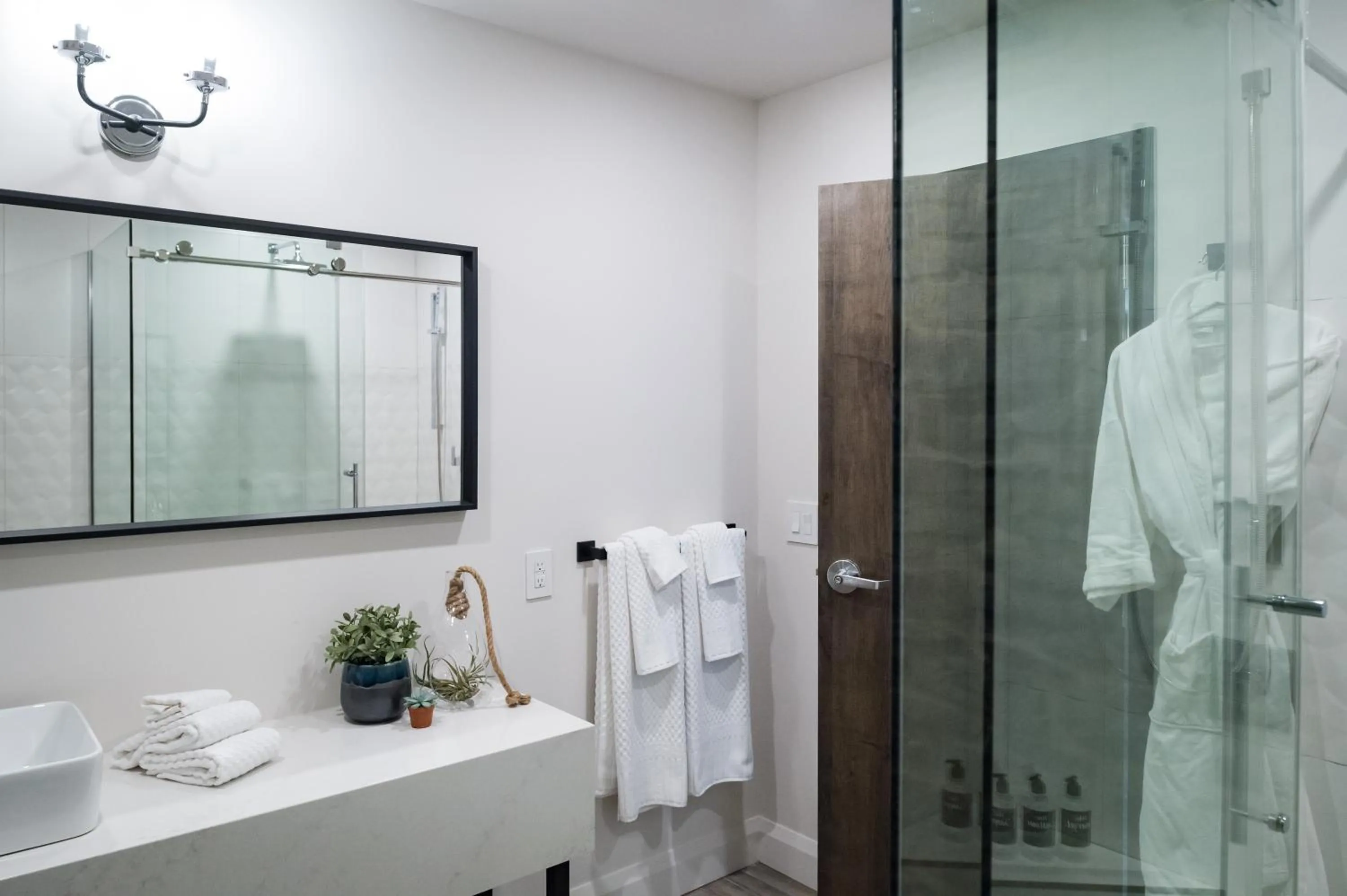 Bathroom in 48 King West Boutique Hotel