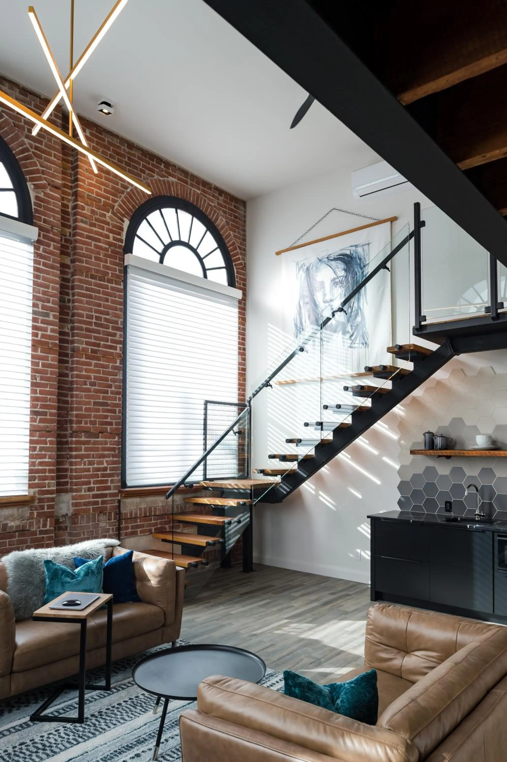 Living room in 48 King West Boutique Hotel