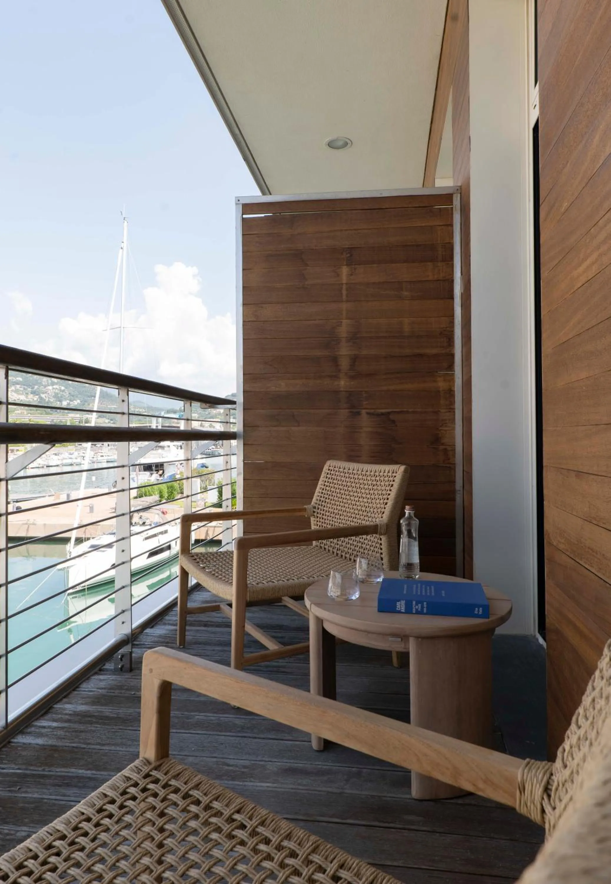 Balcony/Terrace in Albergo Yacht Club Marina Di Loano