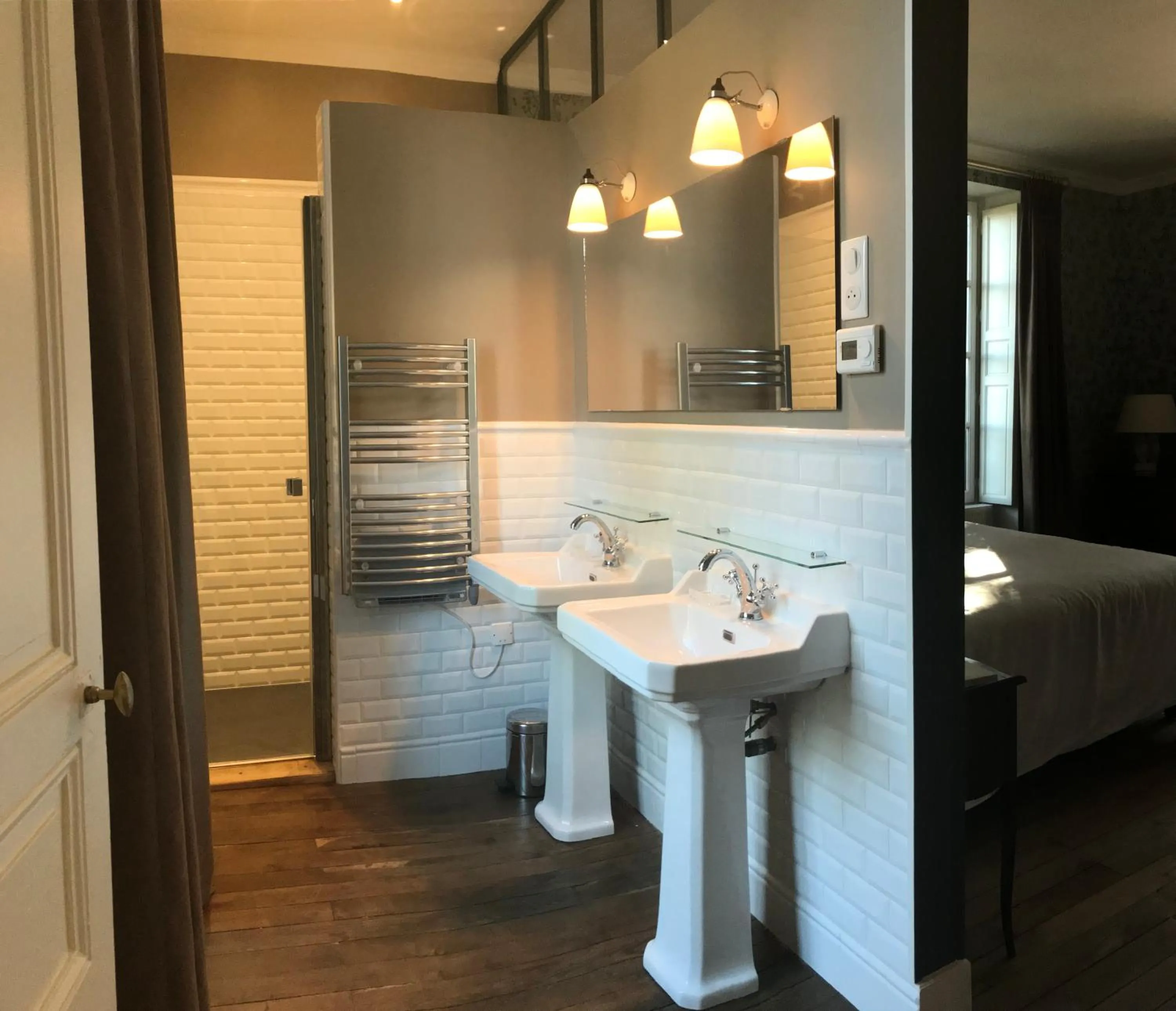 Bathroom, Bed in COLIVAULT