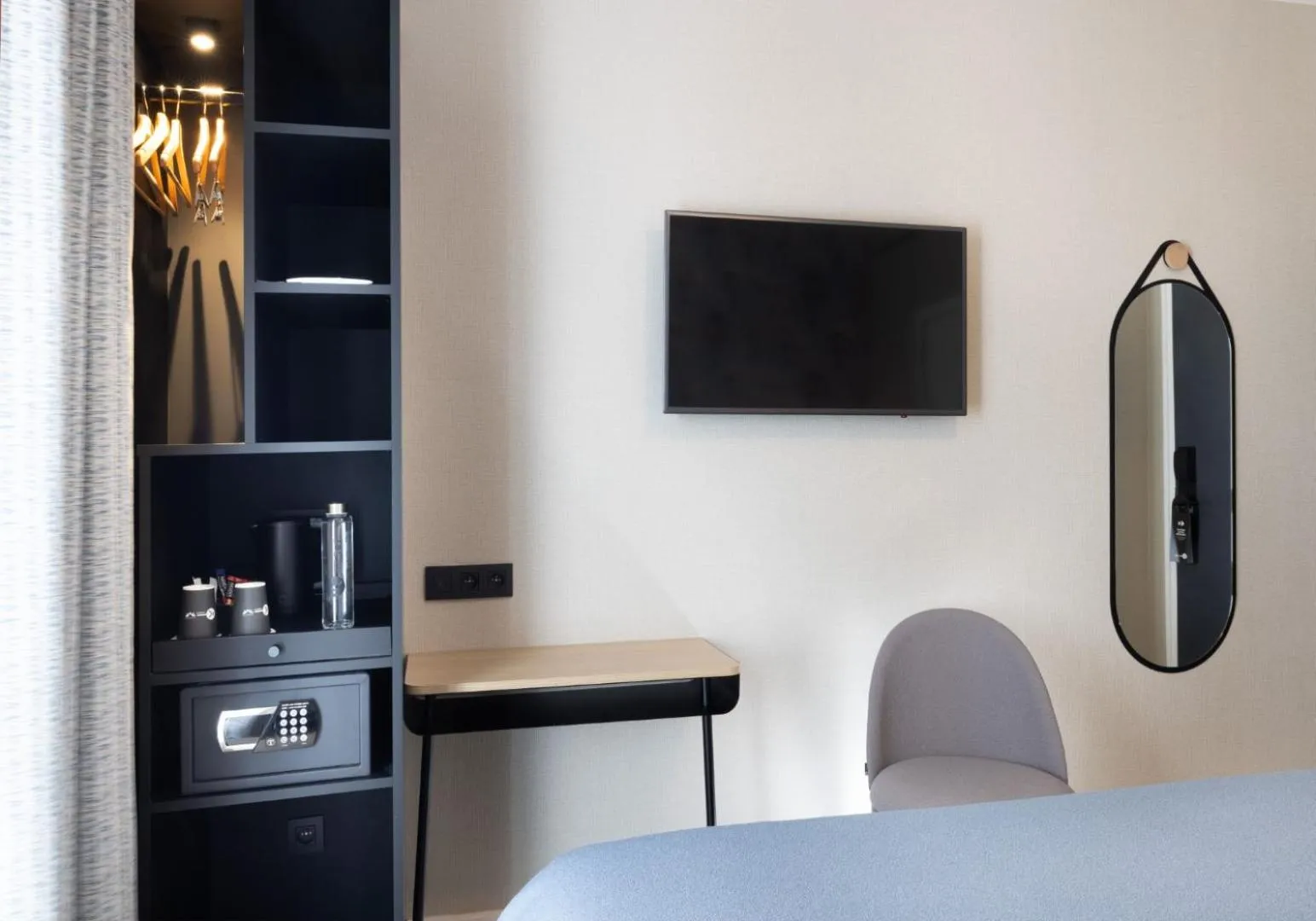 TV and multimedia, Bed in Hotel le 46