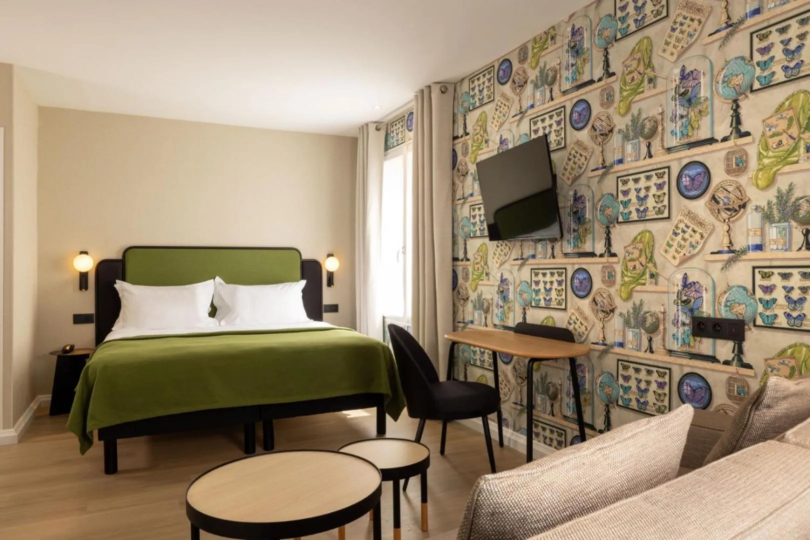 Photo of the whole room, Bed in Hotel le 46