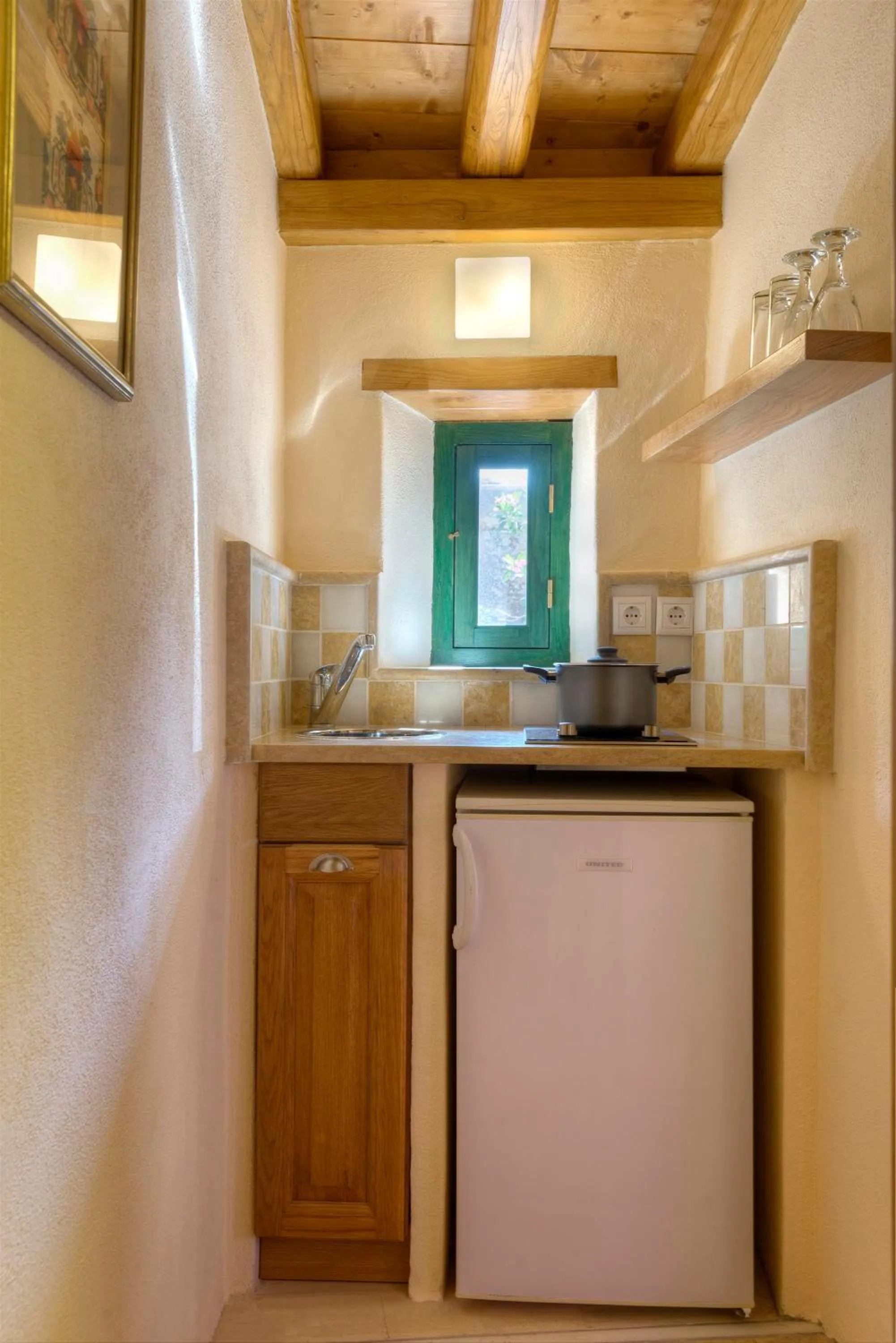 Kitchen or kitchenette in Ritsos Guesthouse