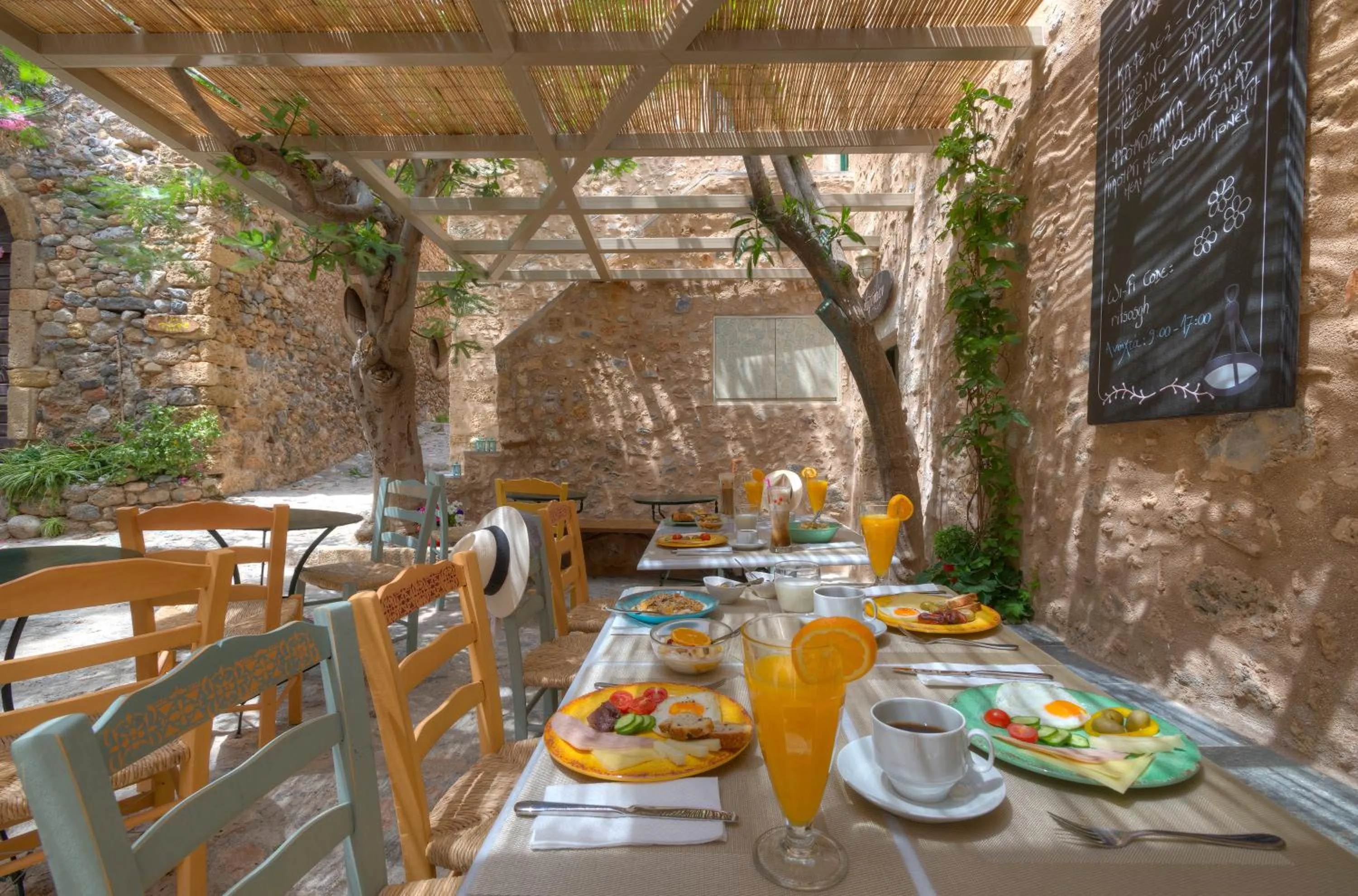 Meals in Ritsos Guesthouse