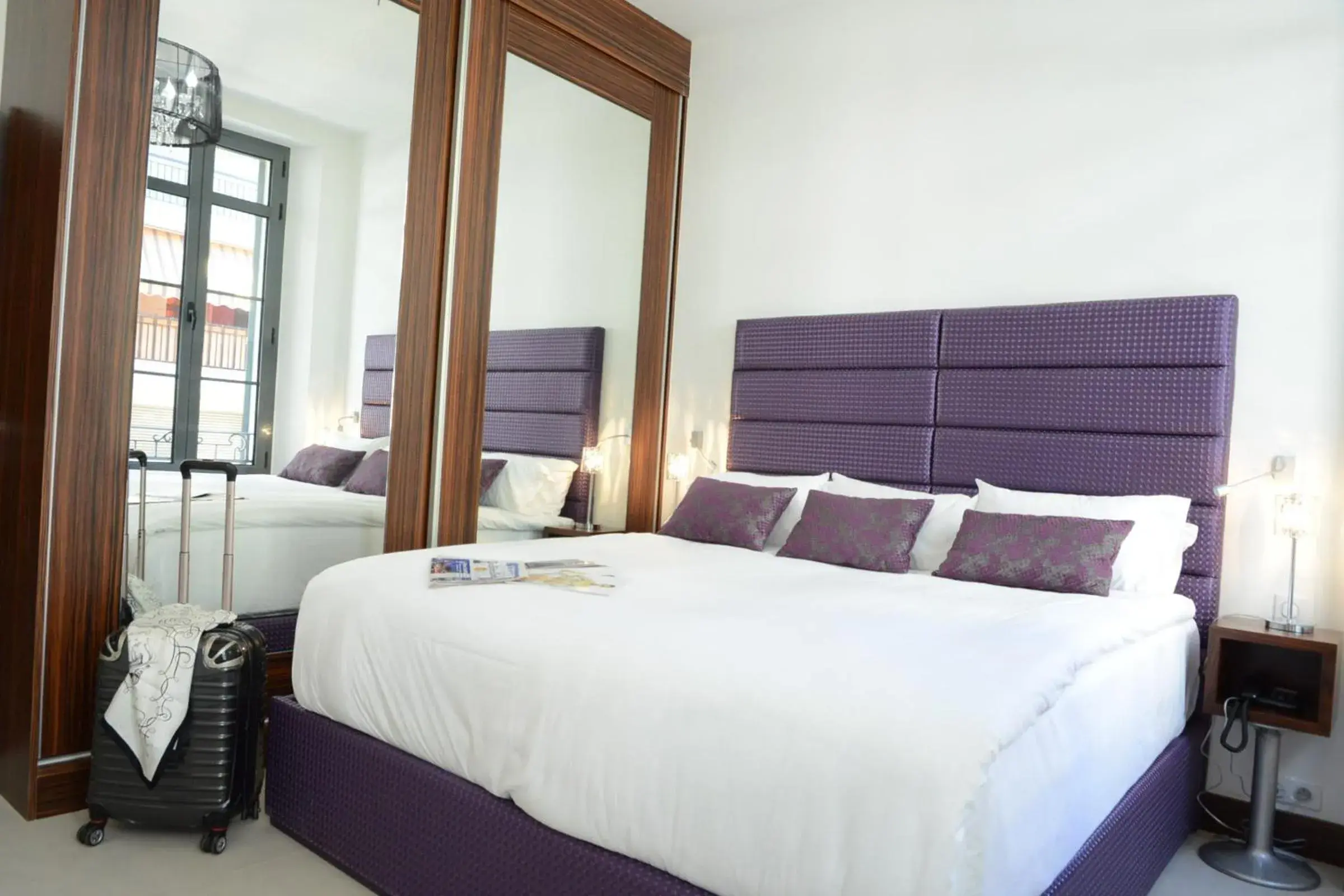Two-Bedroom Apartment with Terrace in ViLLA ANNETTE Two-Bedroom Apartment with Terrace in ViLLA ANNETTE