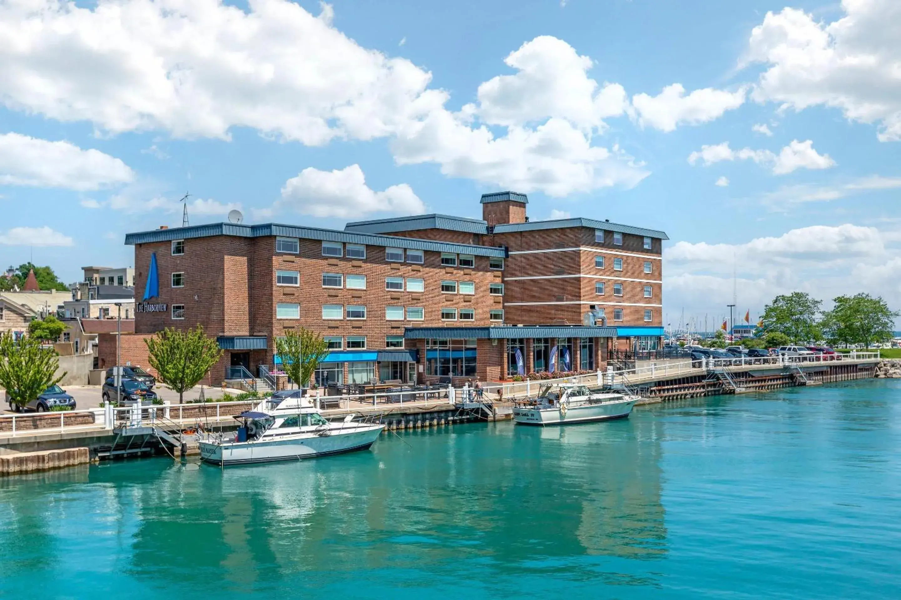 Property building in The Harborview on Lake Michigan, Ascend Hotel Collection Property building in The Harborview on Lake Michigan, Ascend Hotel Collection