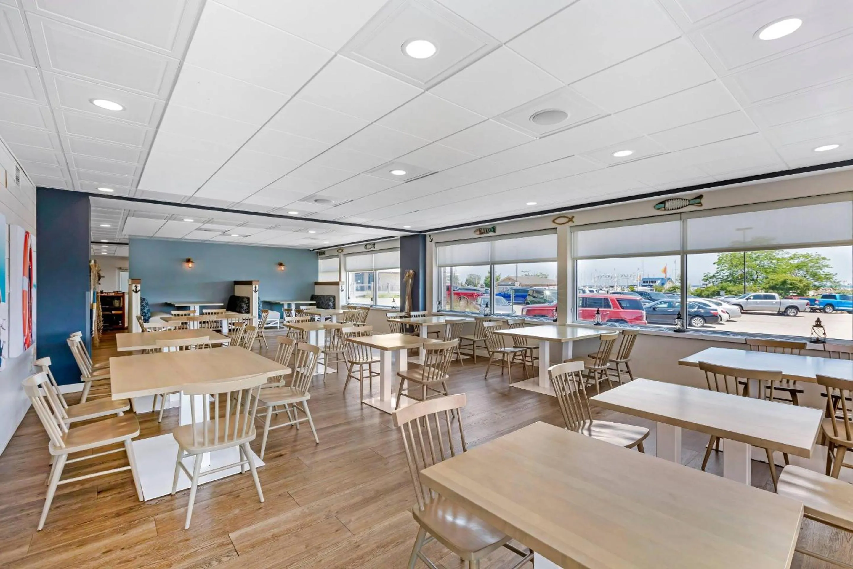 Restaurant/places to eat in The Harborview on Lake Michigan, Ascend Hotel Collection