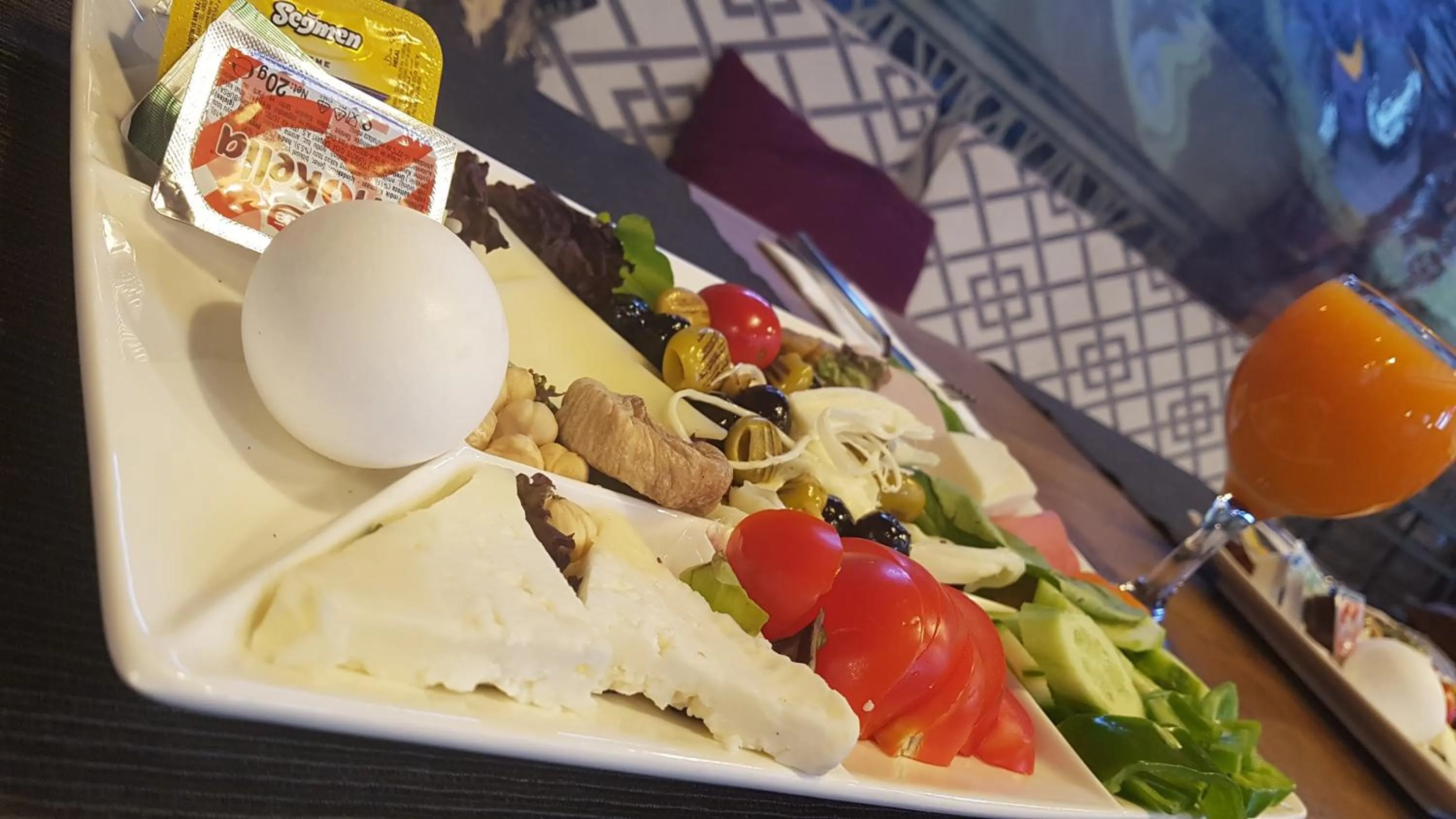 Breakfast in Old Port Hotel Suit