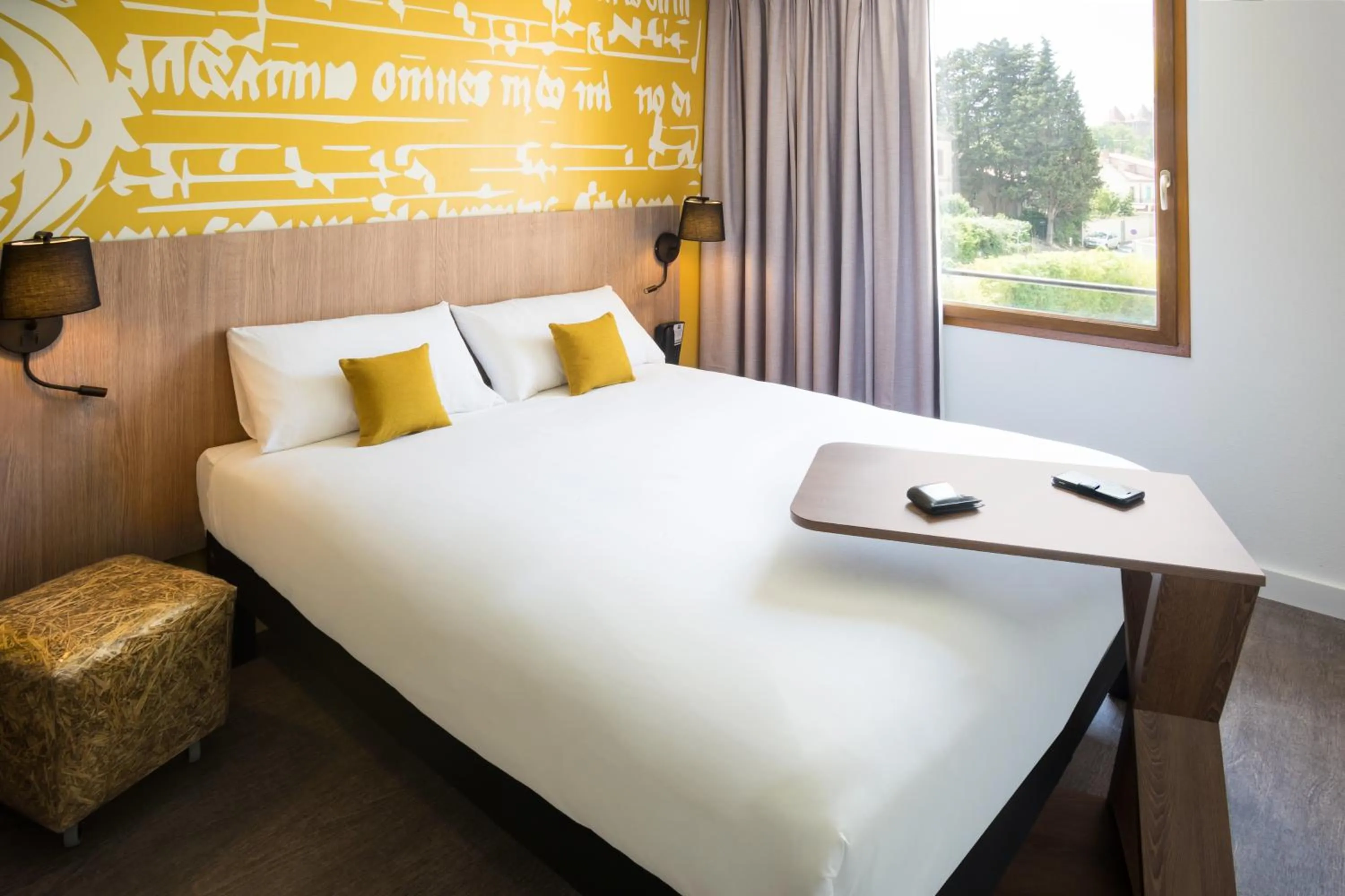 Photo of the whole room, Bed in ibis Styles Carcassonne La Cité