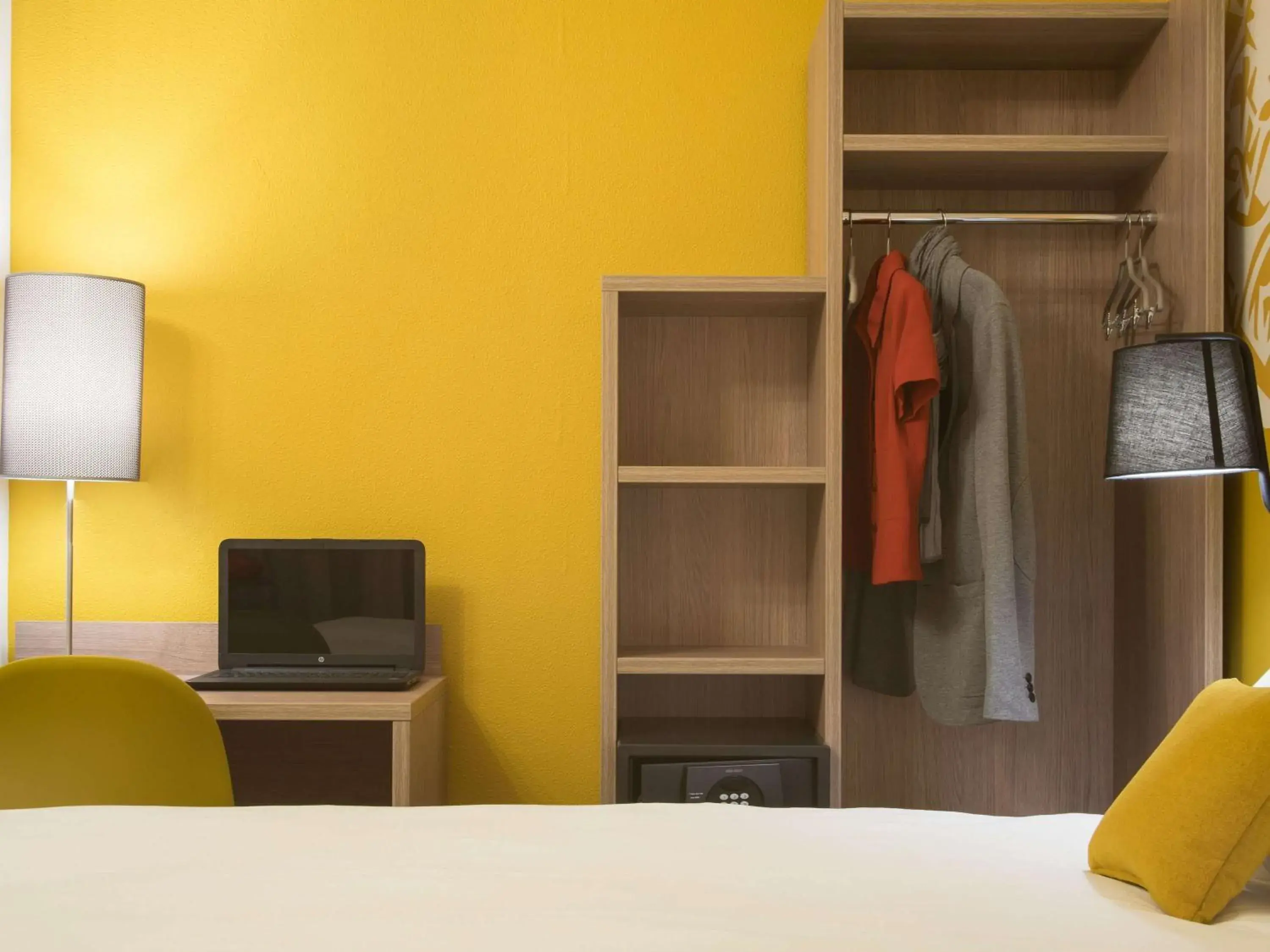 Bedroom, Bed in ibis Styles Carcassonne La Cité Bedroom, Bed in ibis Styles Carcassonne La Cité