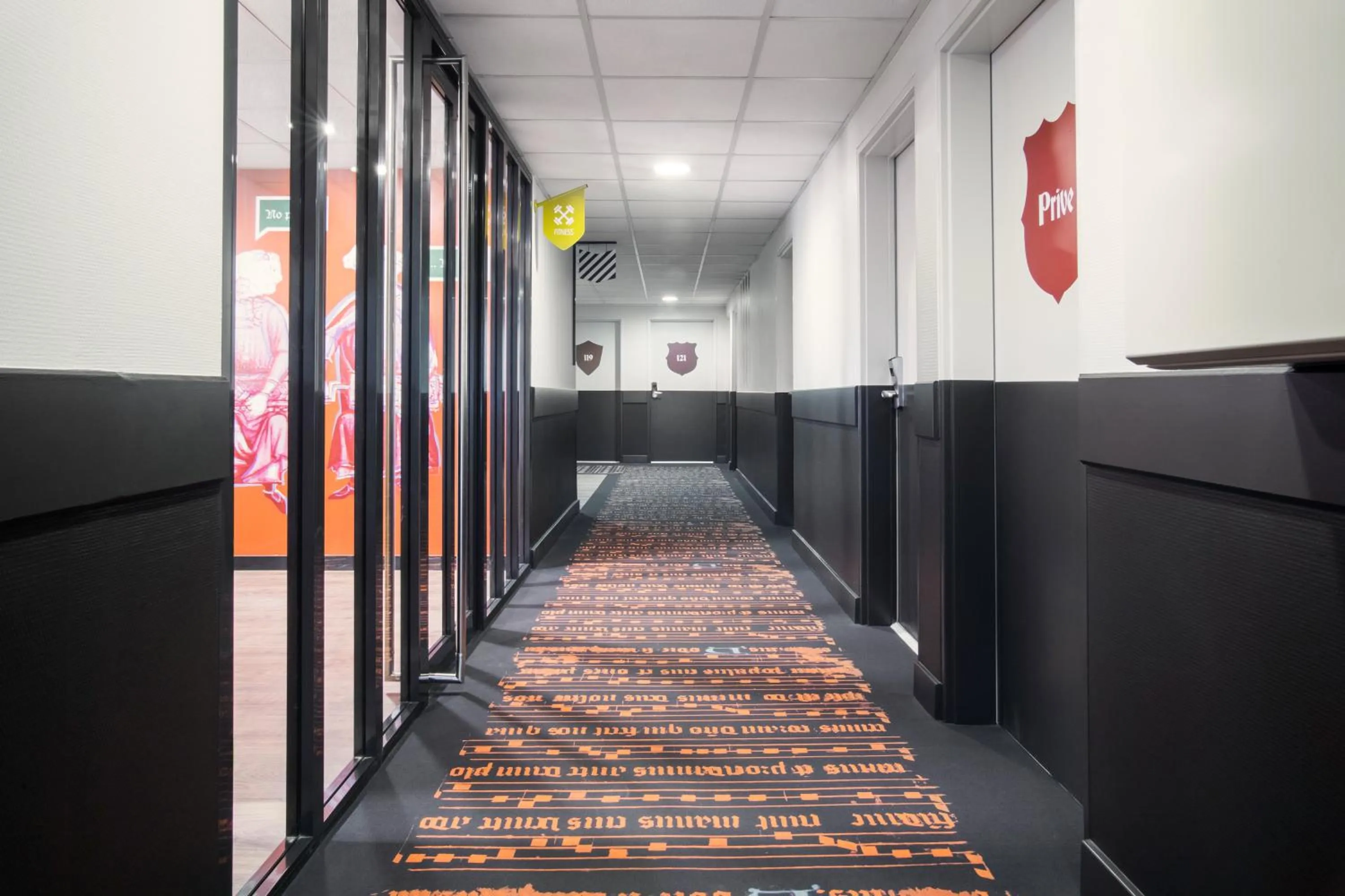 Decorative detail in ibis Styles Carcassonne La Cité