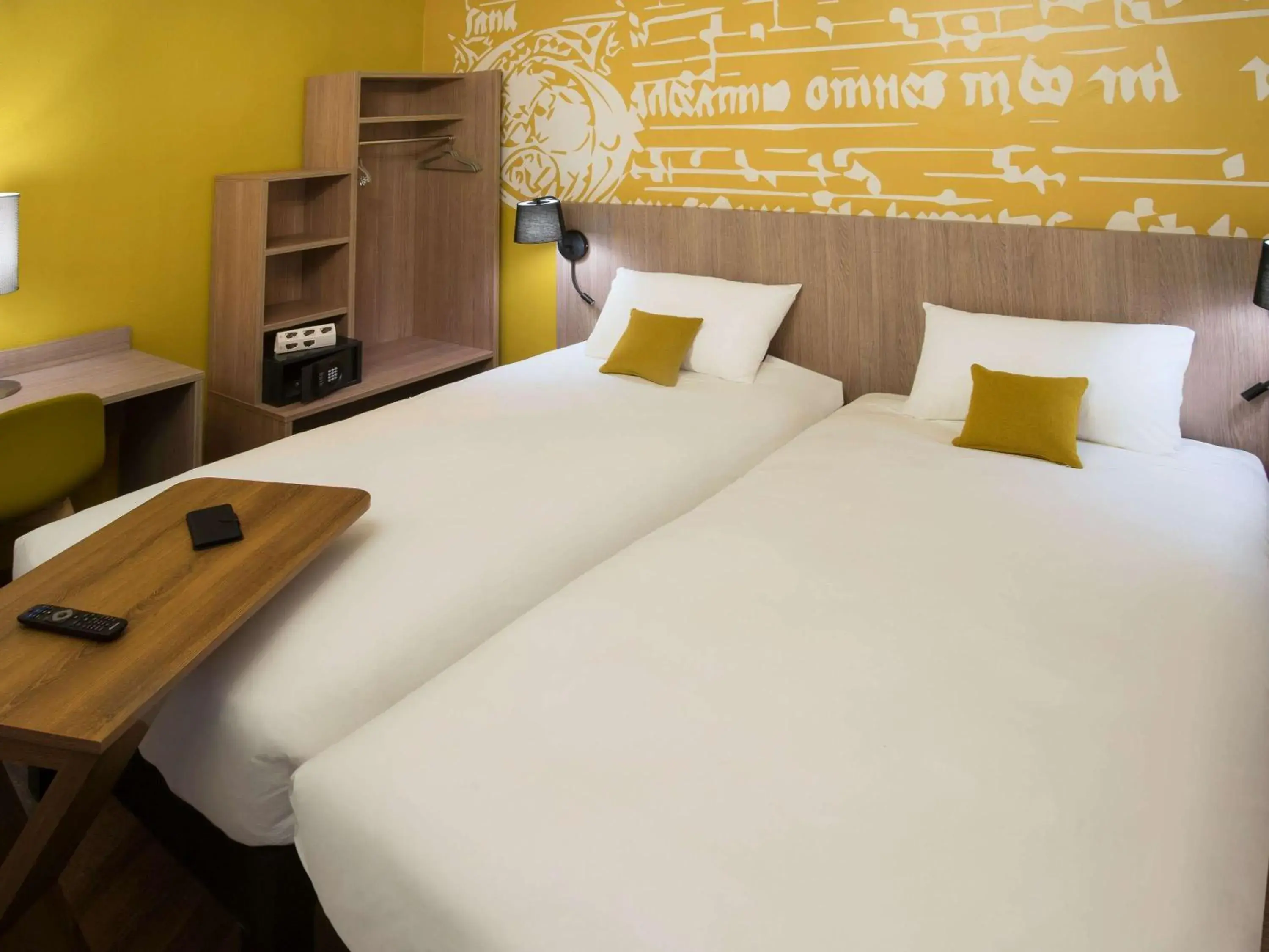 Bedroom, Bed in ibis Styles Carcassonne La Cité Bedroom, Bed in ibis Styles Carcassonne La Cité