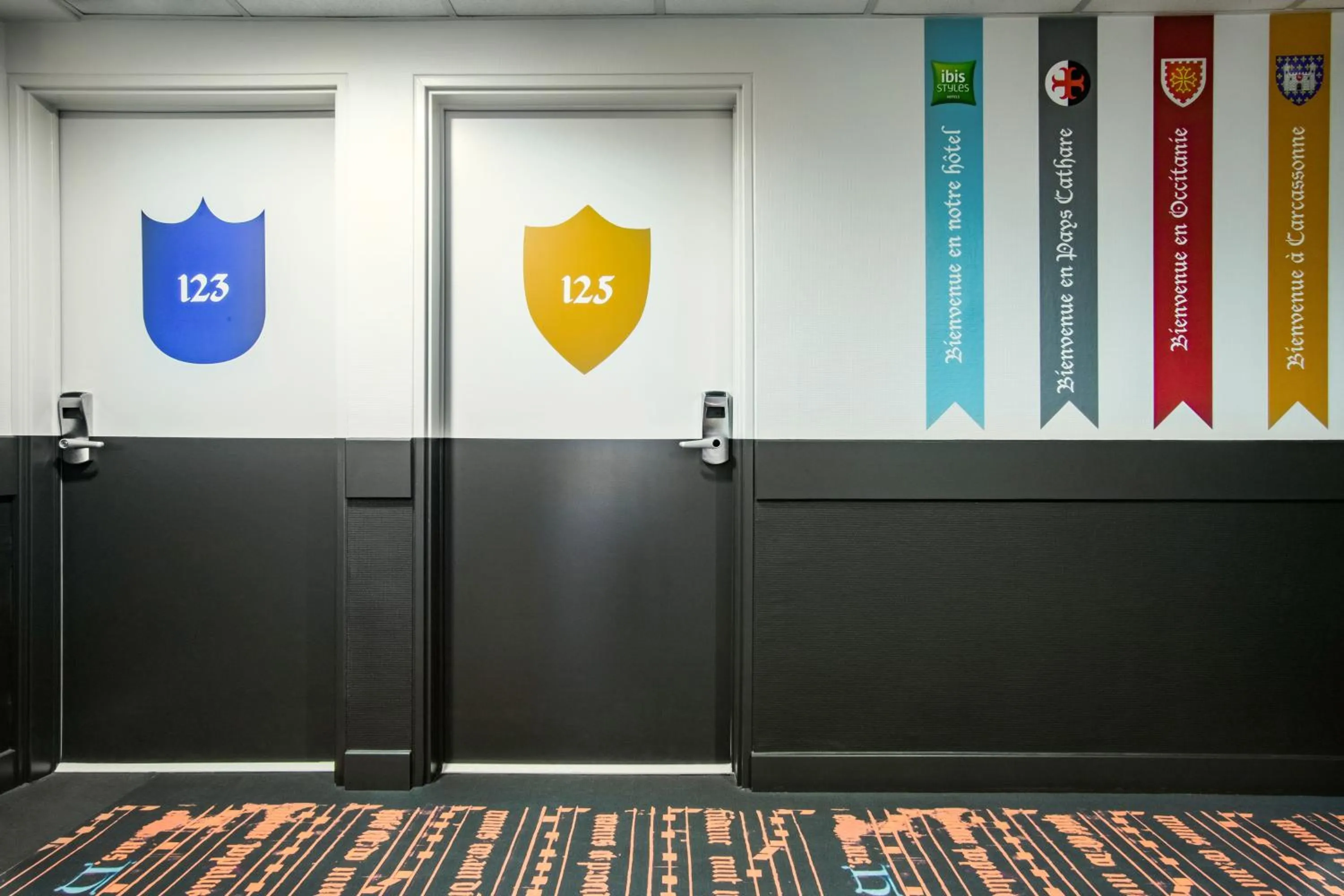 Decorative detail in ibis Styles Carcassonne La Cité