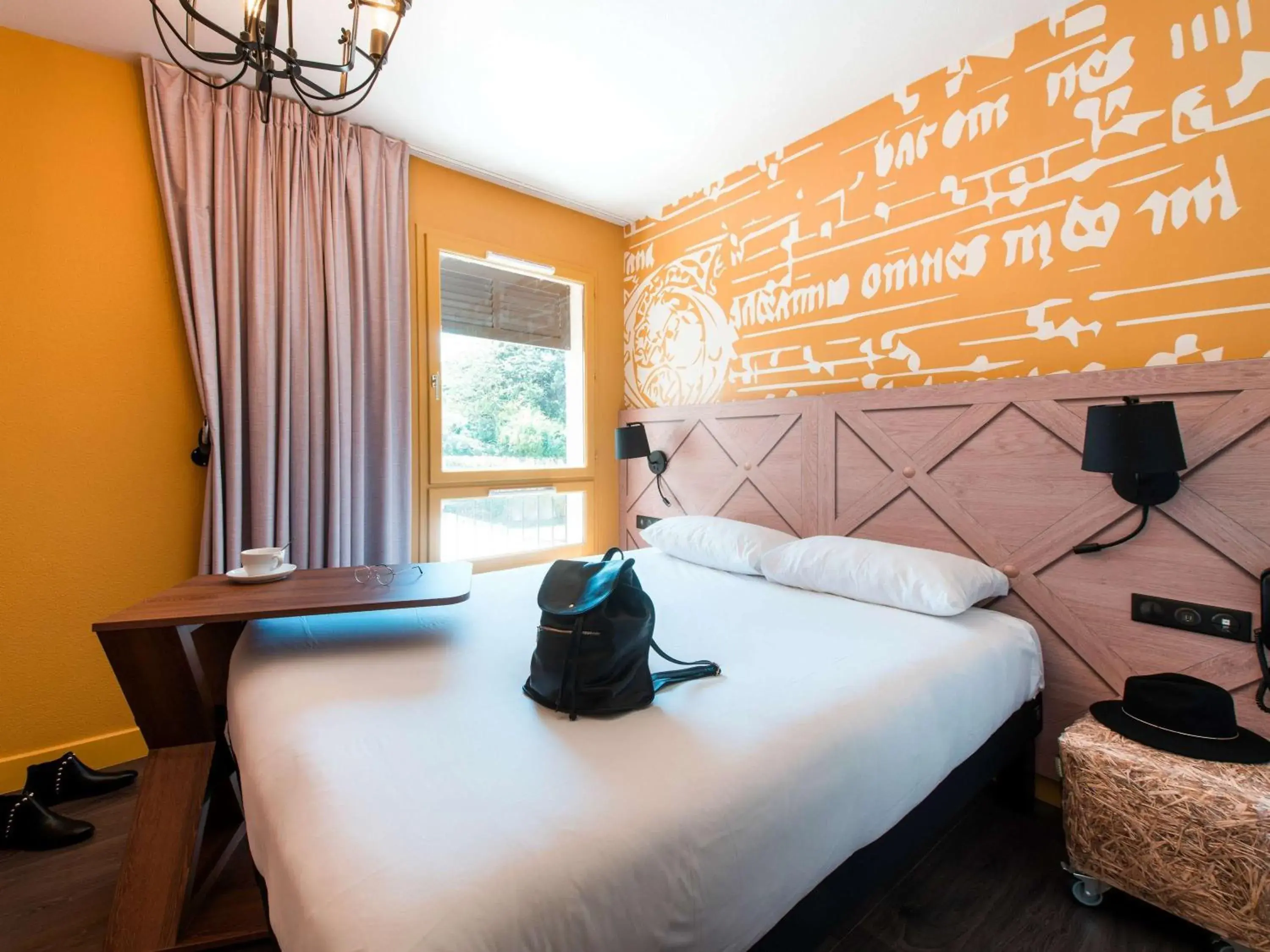 Bedroom, Bed in ibis Styles Carcassonne La Cité Bedroom, Bed in ibis Styles Carcassonne La Cité