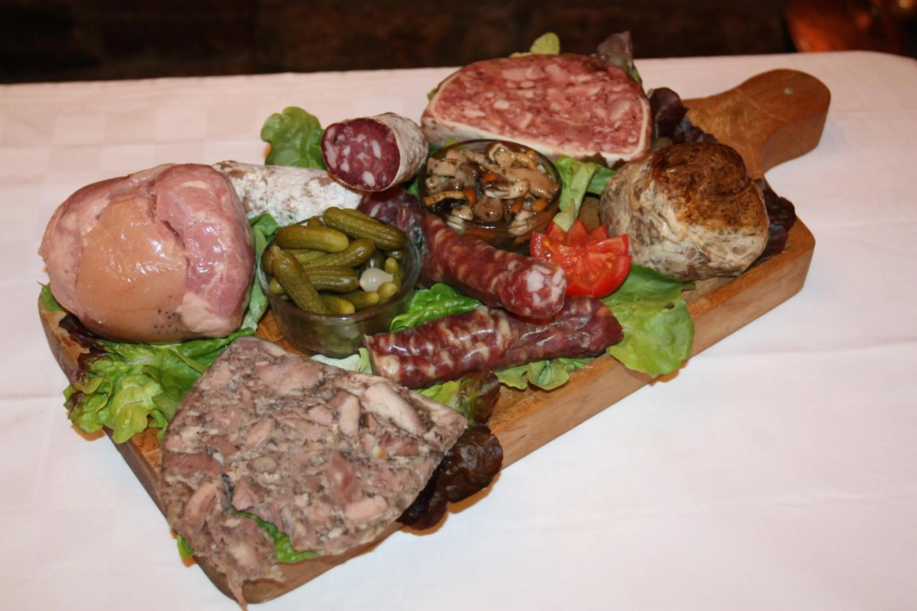 Restaurant/places to eat in Logis Hotel Restaurant des Voyageurs