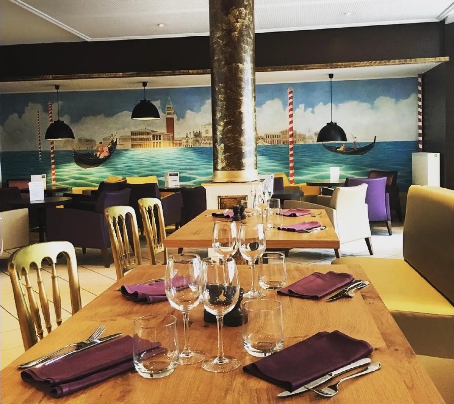 Restaurant/places to eat in Hotel Novel Restaurant La Mamma