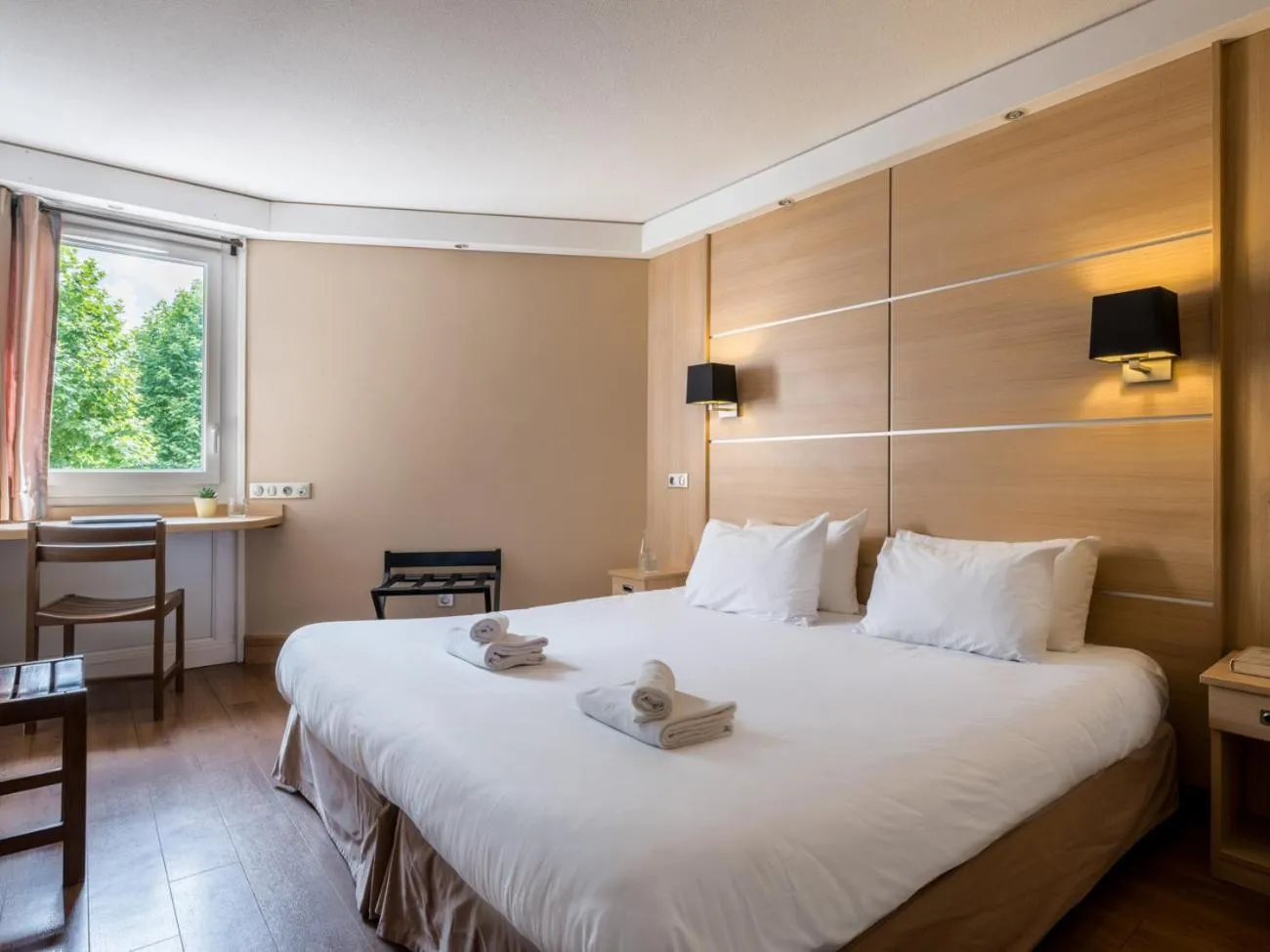 Bed in Hotel Novel Restaurant La Mamma