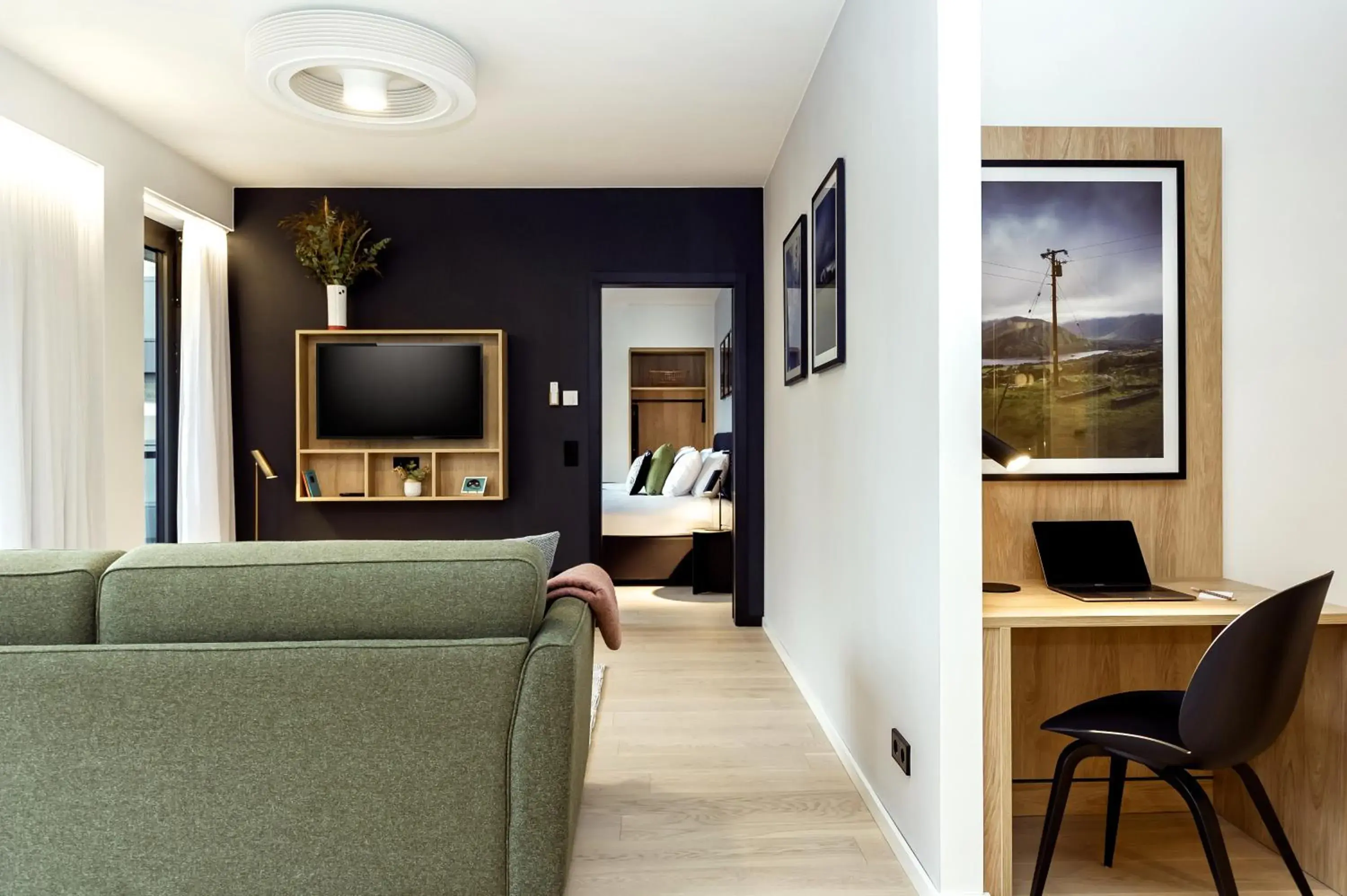 Bedroom in Wilde Aparthotels Berlin, Checkpoint Charlie Bedroom in Wilde Aparthotels Berlin, Checkpoint Charlie