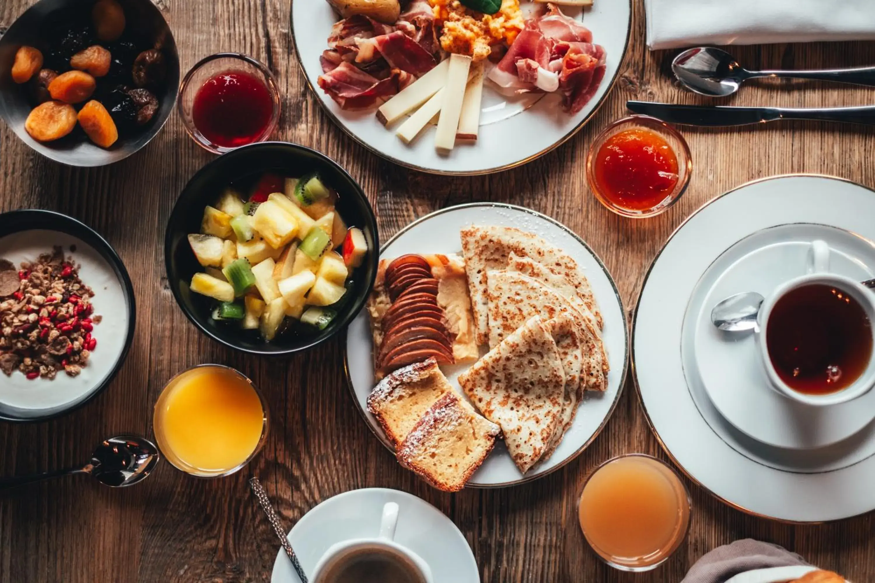 Buffet breakfast in Excelsior Chamonix Hôtel & Spa Buffet breakfast in Excelsior Chamonix Hôtel & Spa