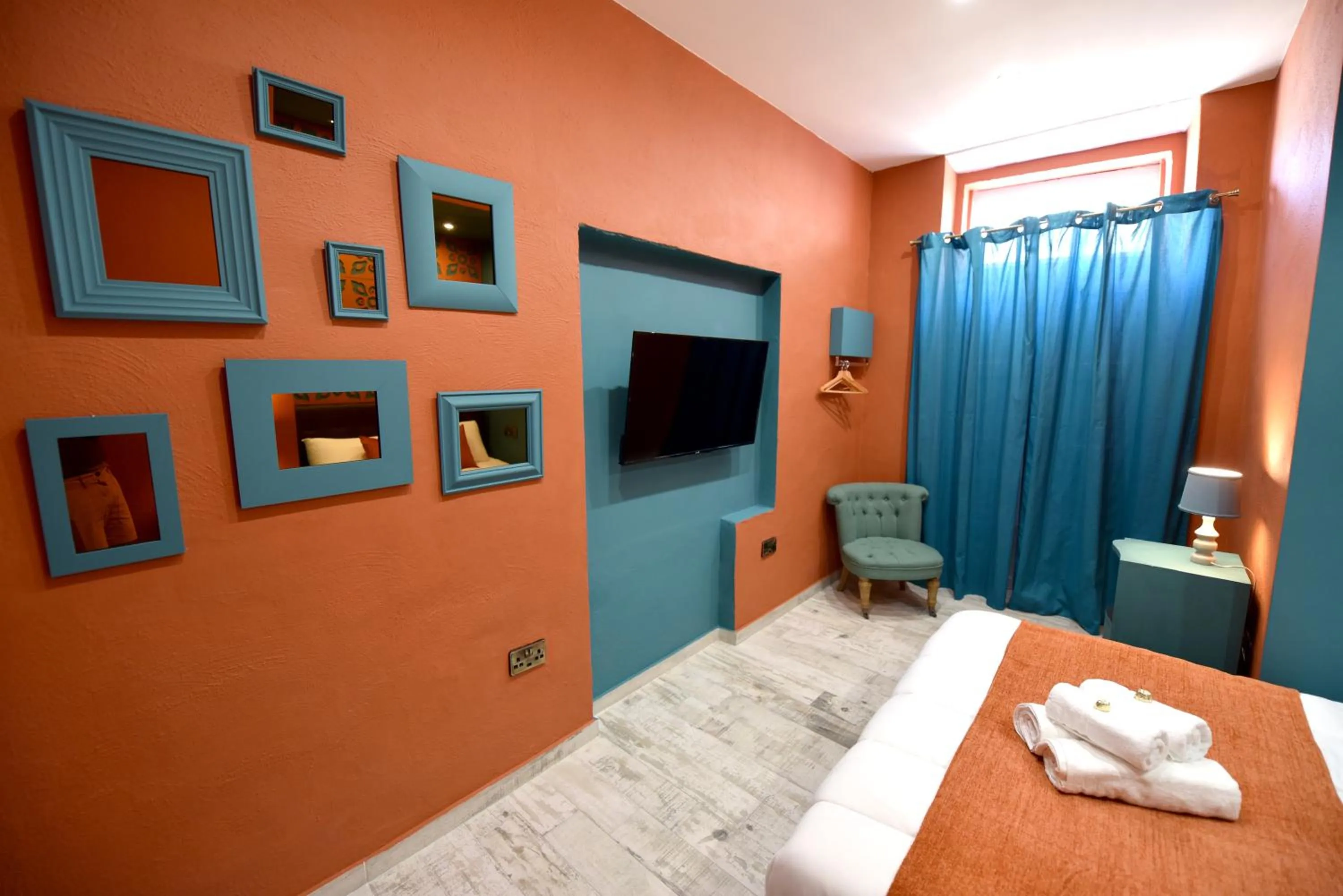 Photo of the whole room, Bed in The Lodge