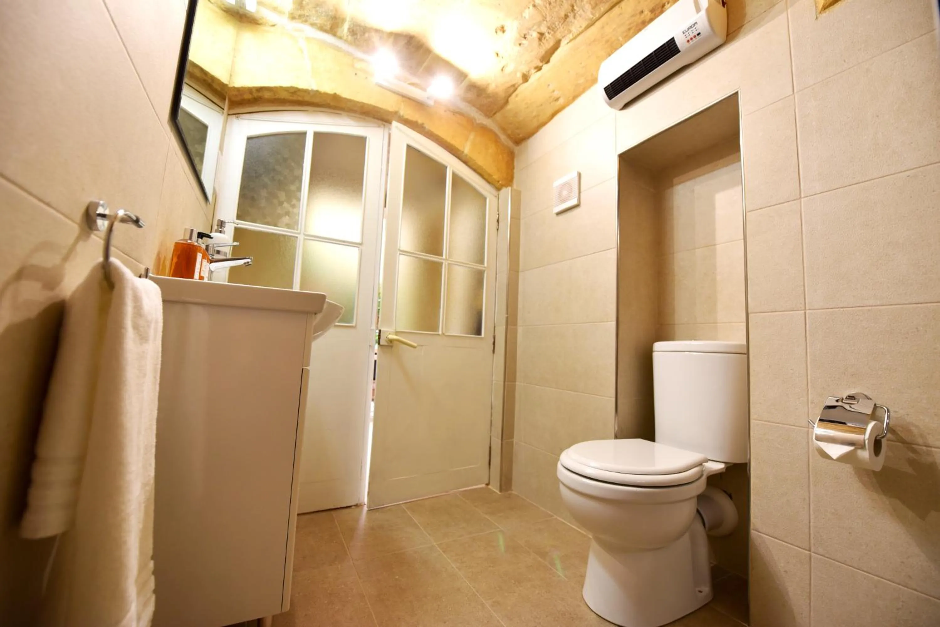 Bathroom in The Lodge