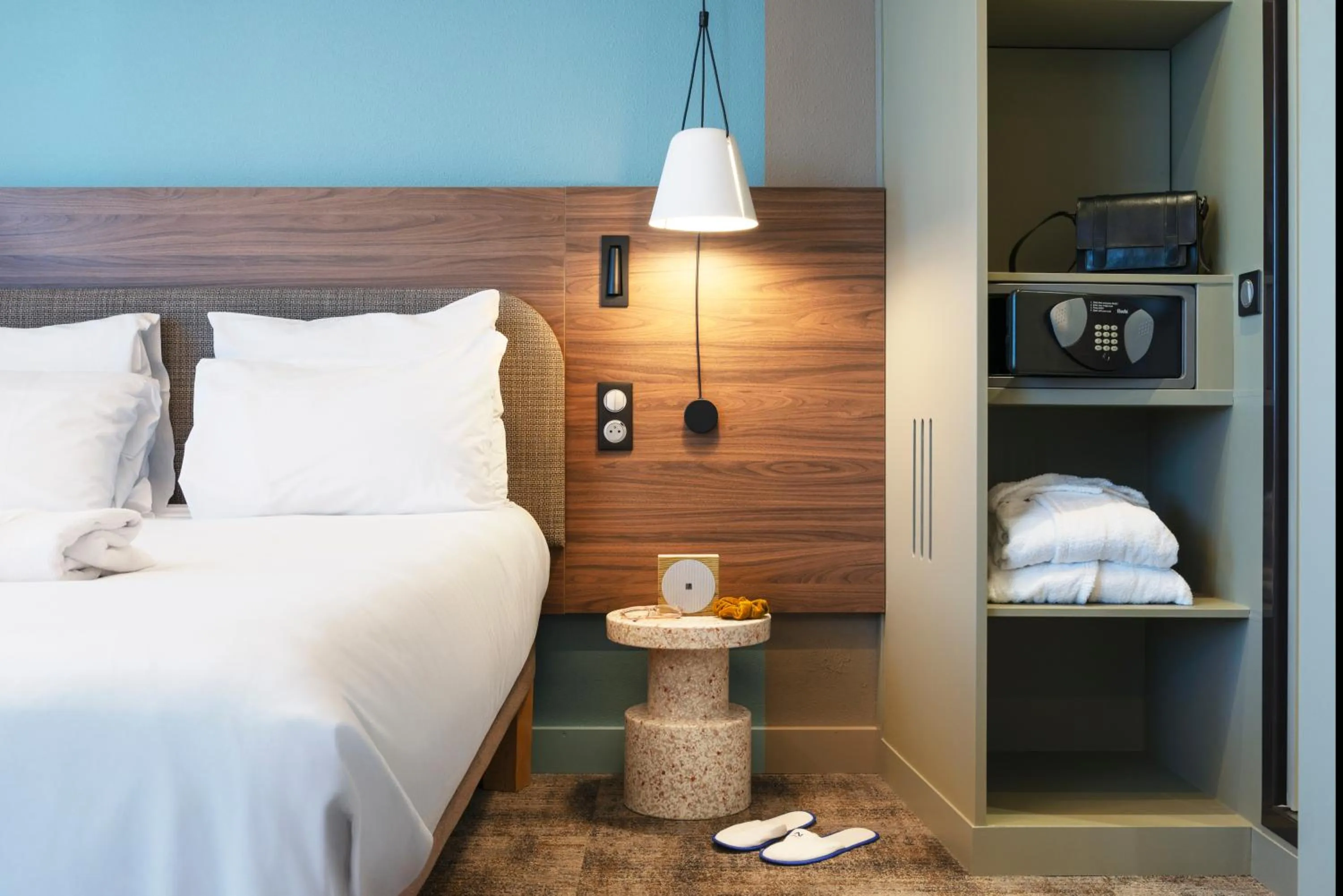 Bed in Novotel Suites Nancy Centre