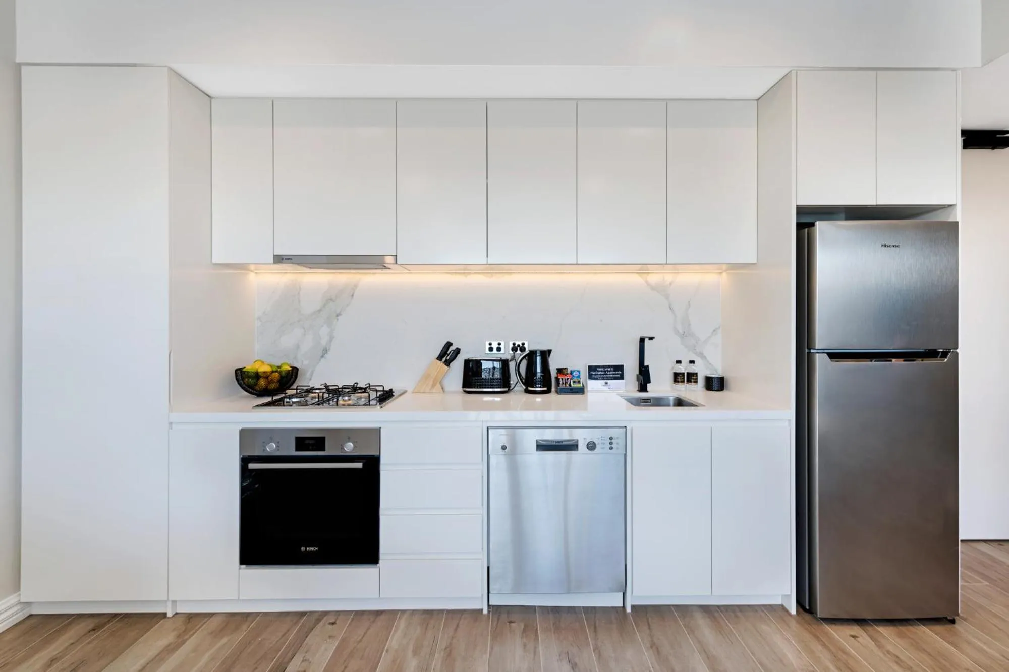 Kitchen or kitchenette in Manhattan Apartments - Glen Iris