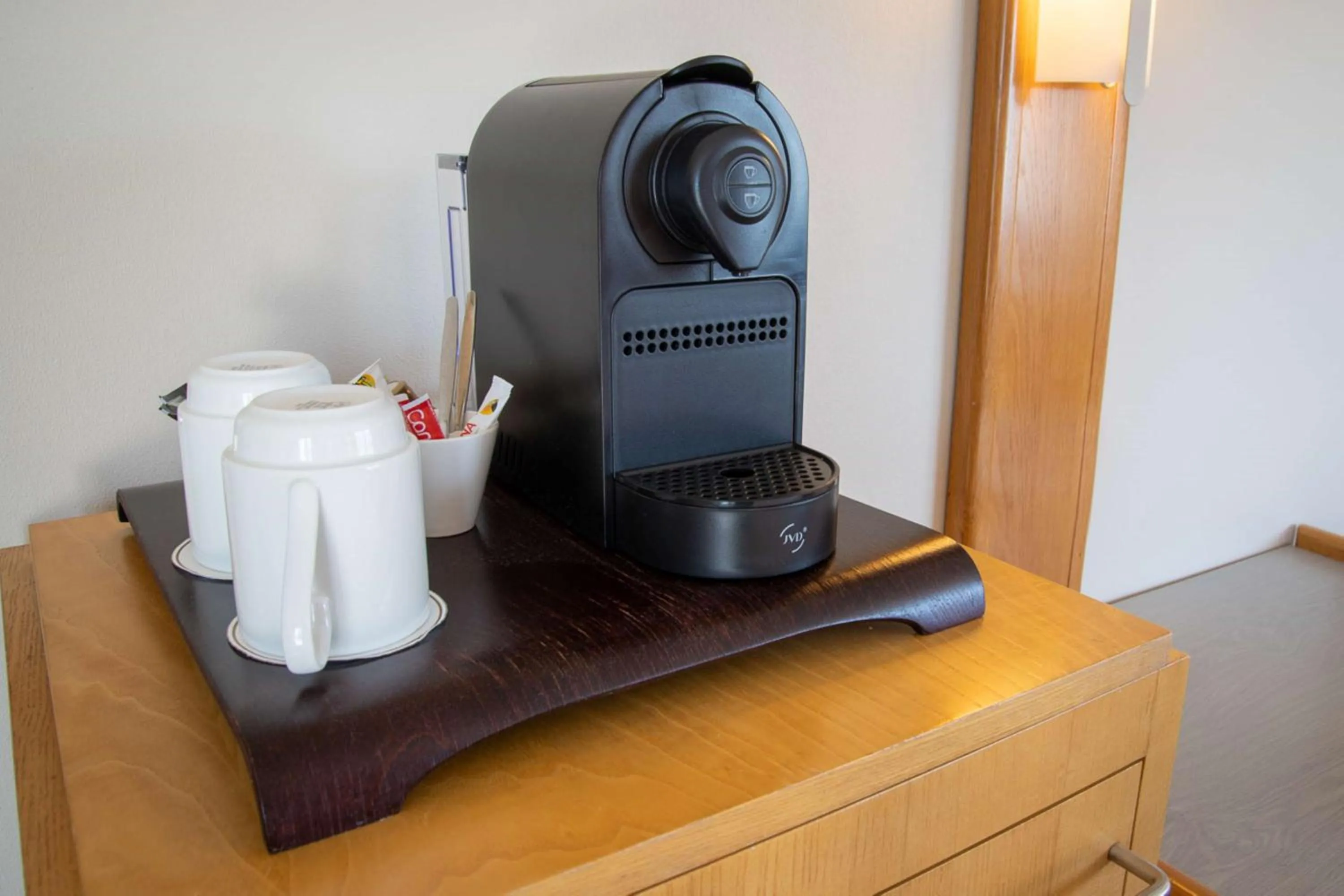 Coffee/tea facilities in Best Western Le Relais de Laguiole Hôtel & Spa